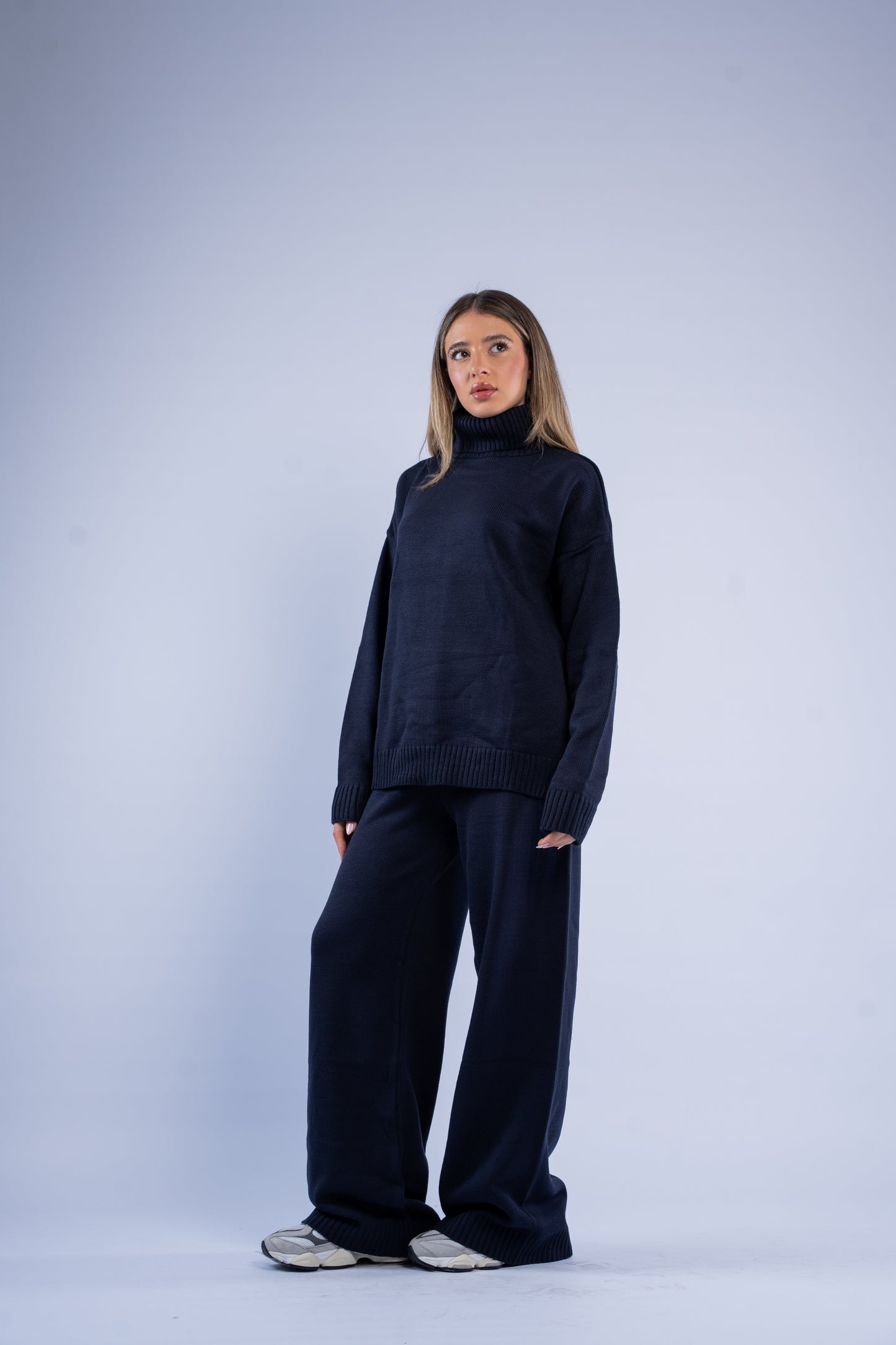 Turtle neck knit set