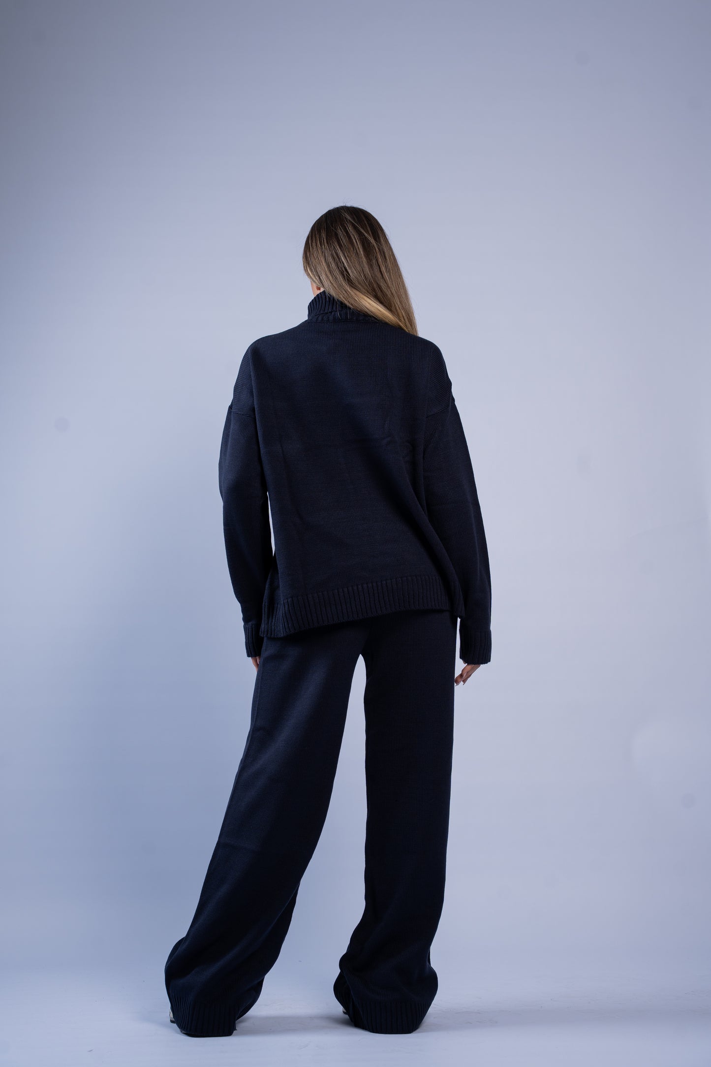 Turtle neck knit set