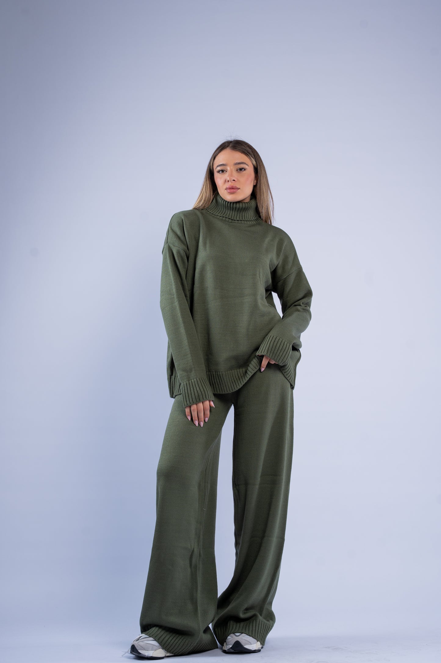 Turtle neck knit set