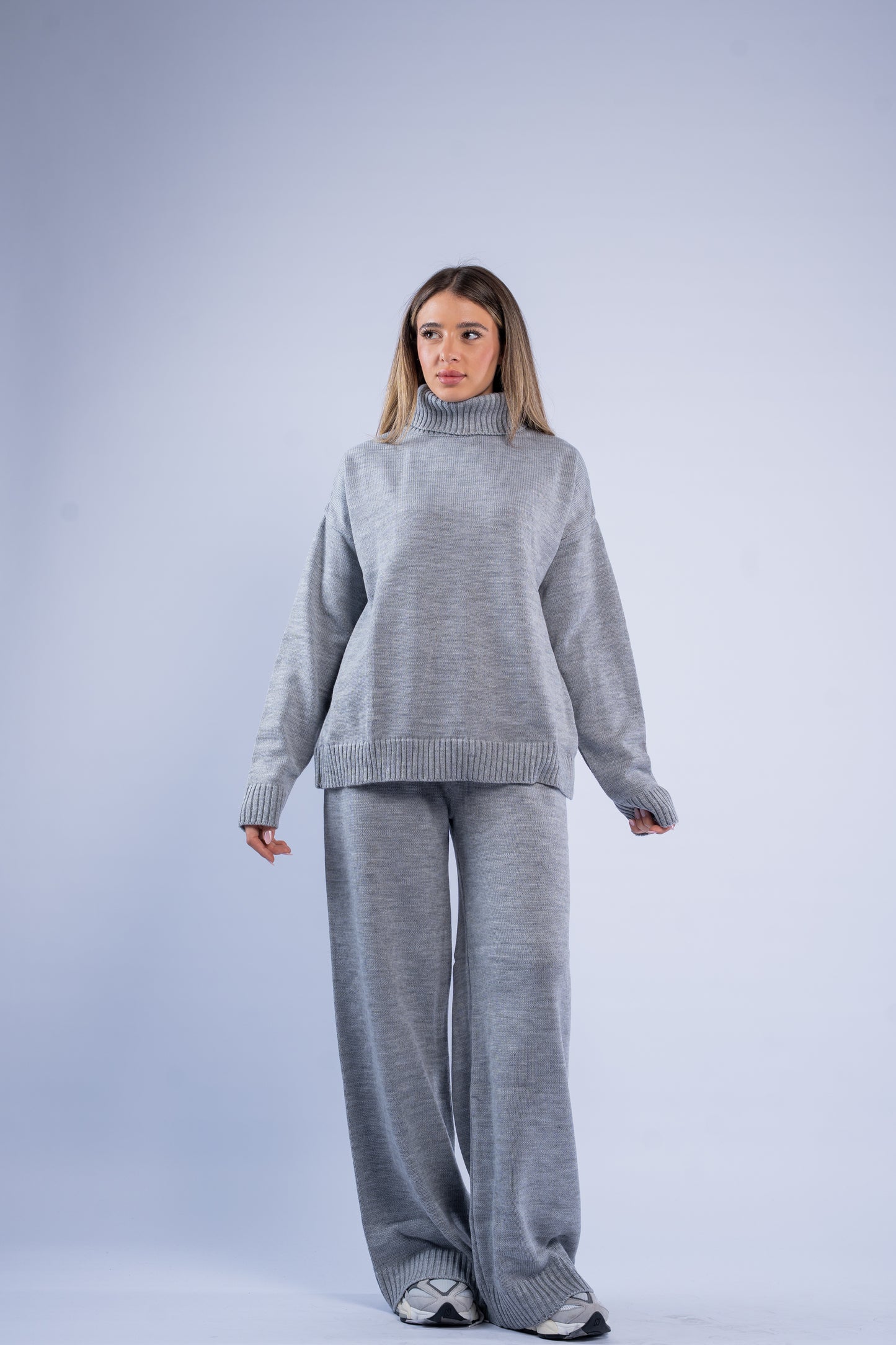 Turtle neck knit set