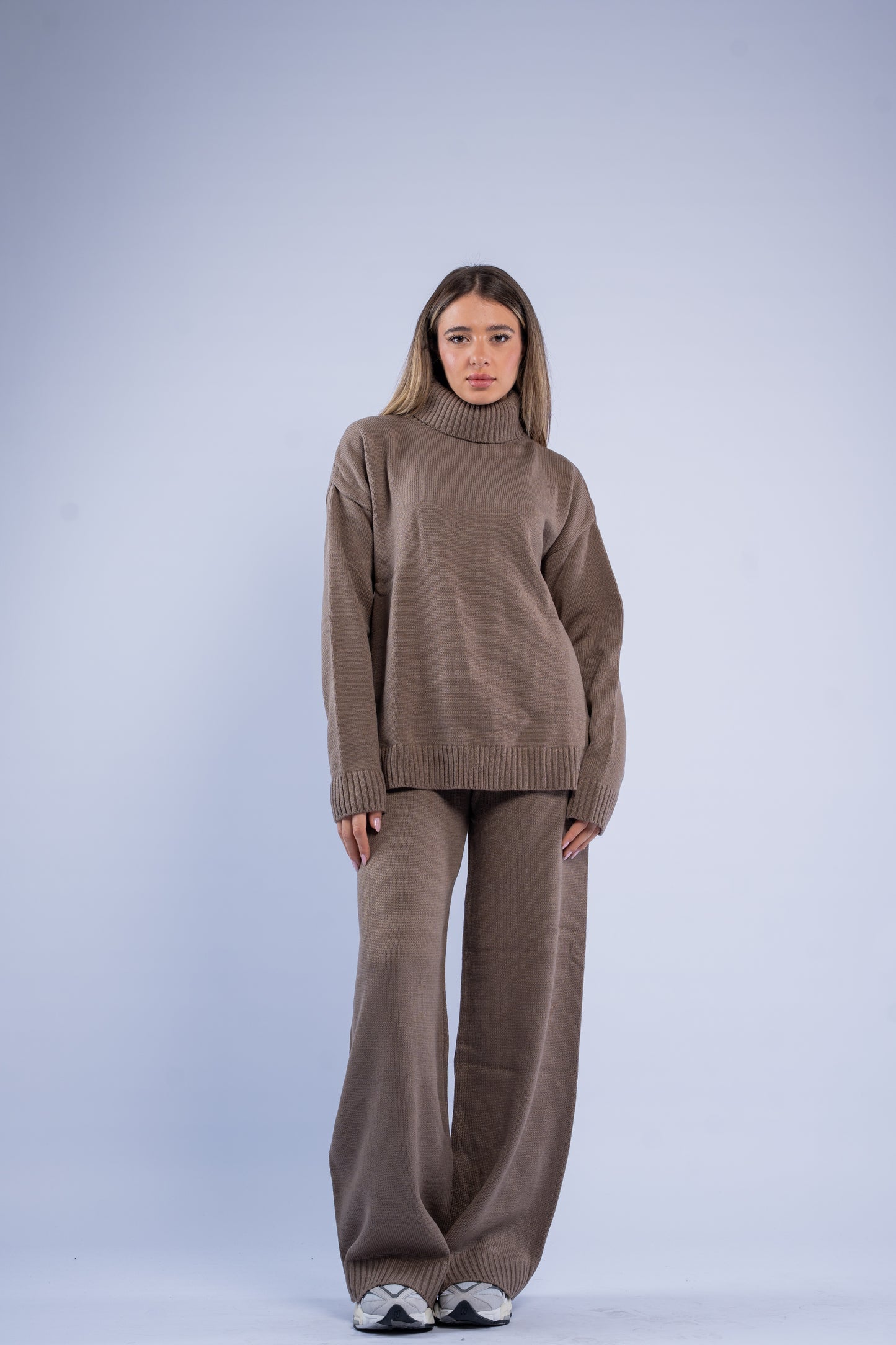 Turtle neck knit set