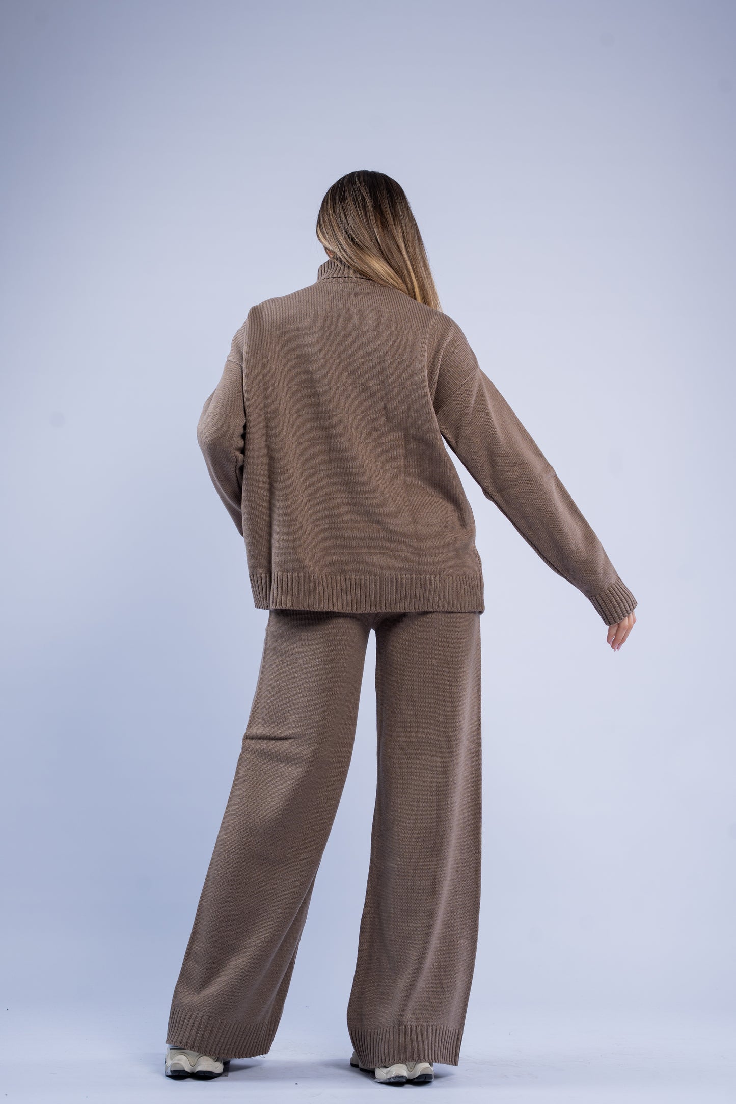 Turtle neck knit set