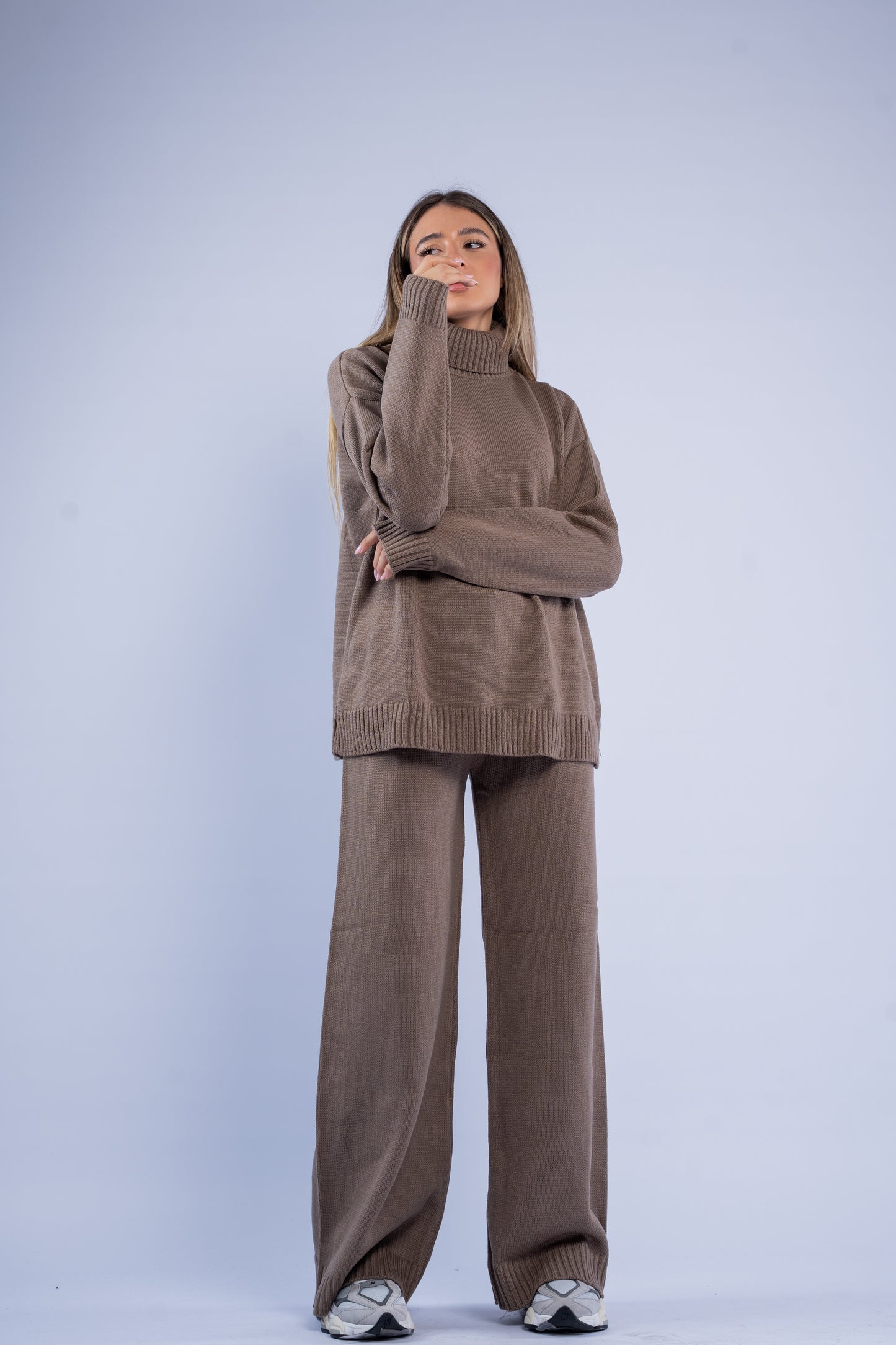 Turtle neck knit set