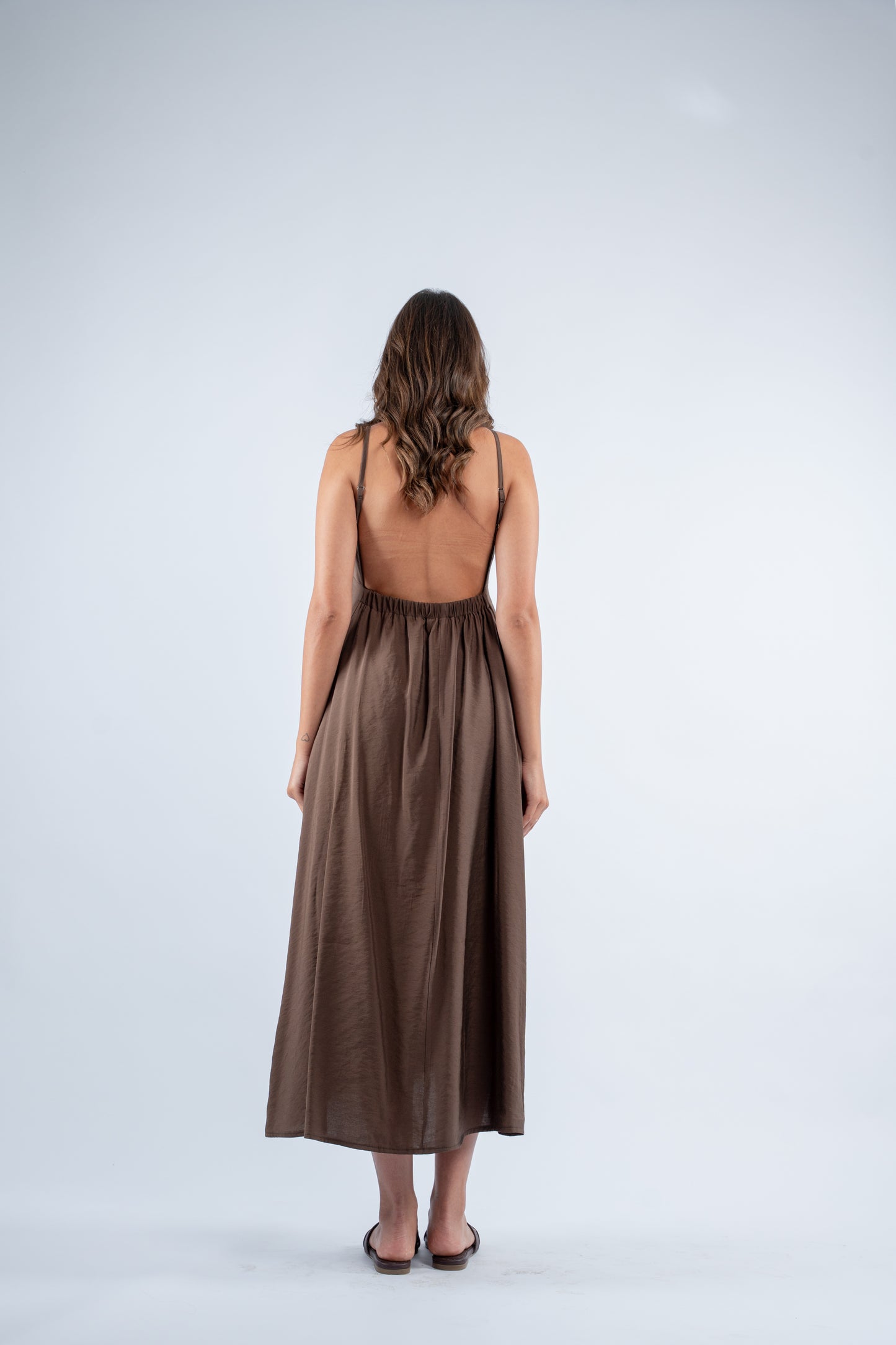 Backless dress