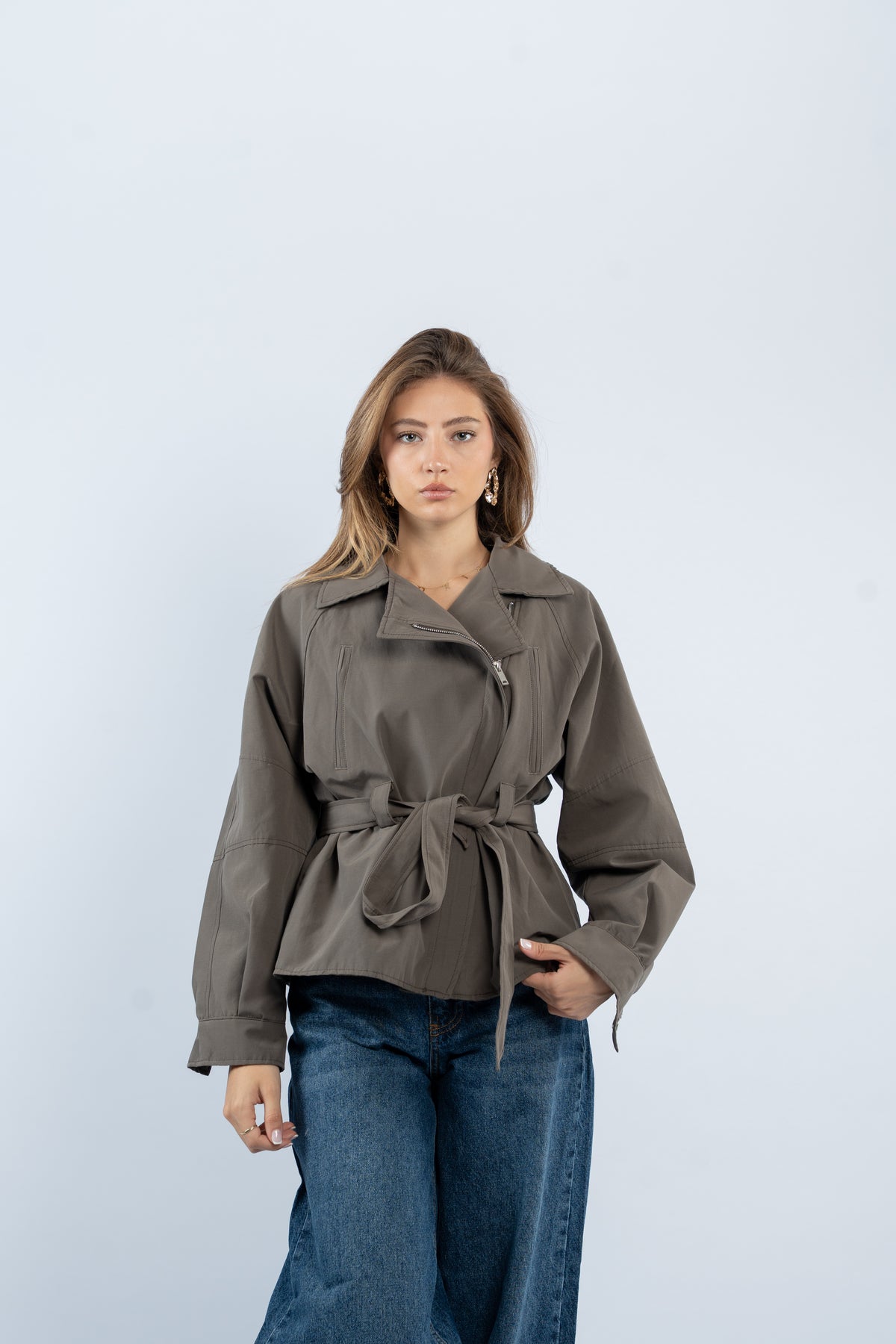 The asymmetric trench