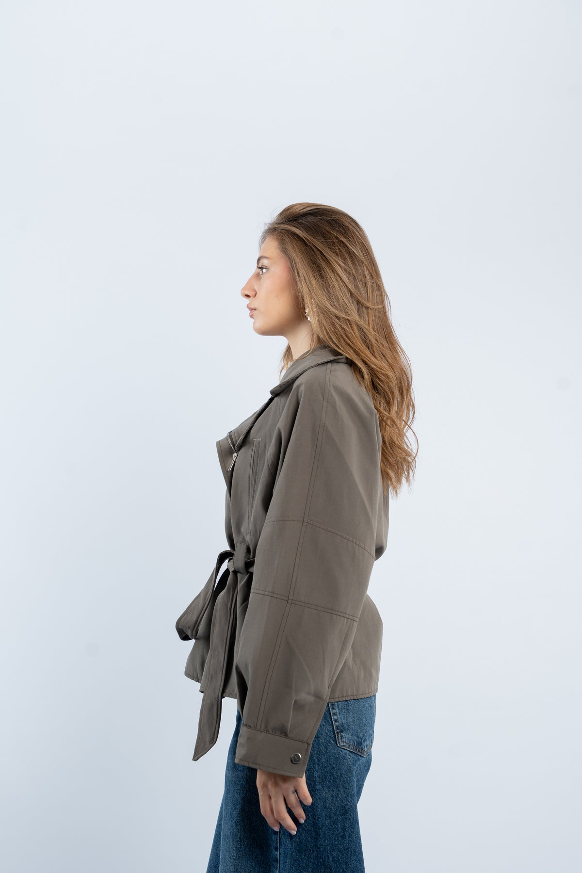The asymmetric trench