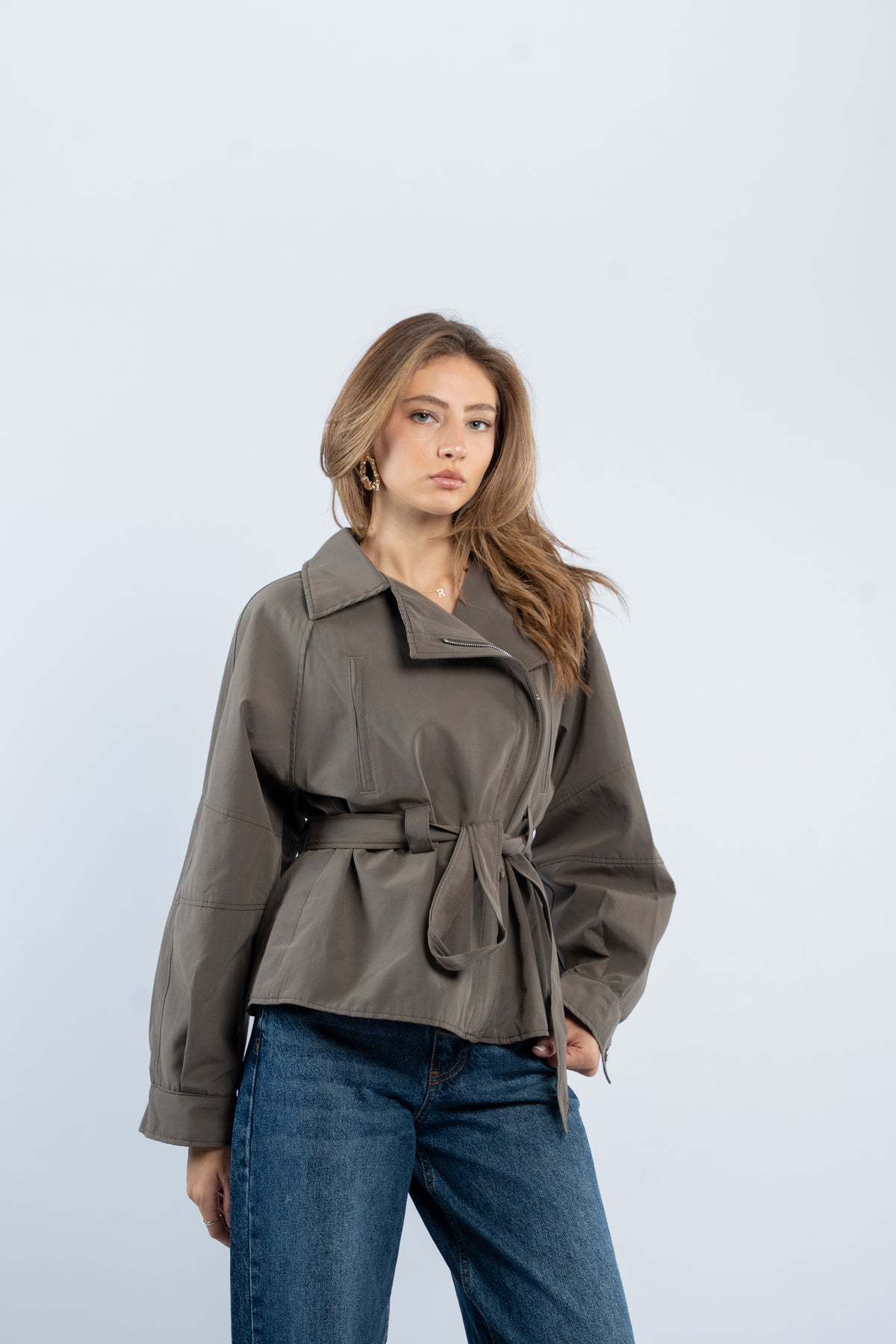 The asymmetric trench