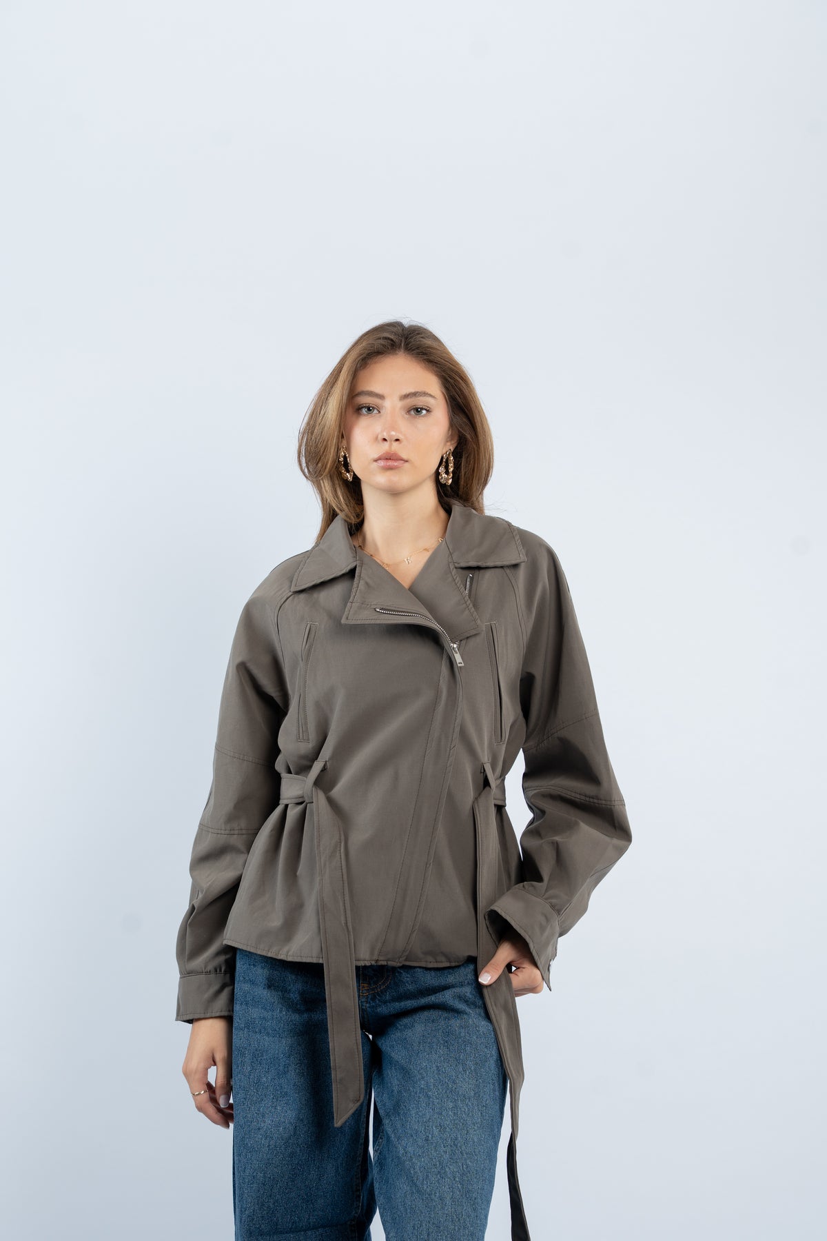 The asymmetric trench