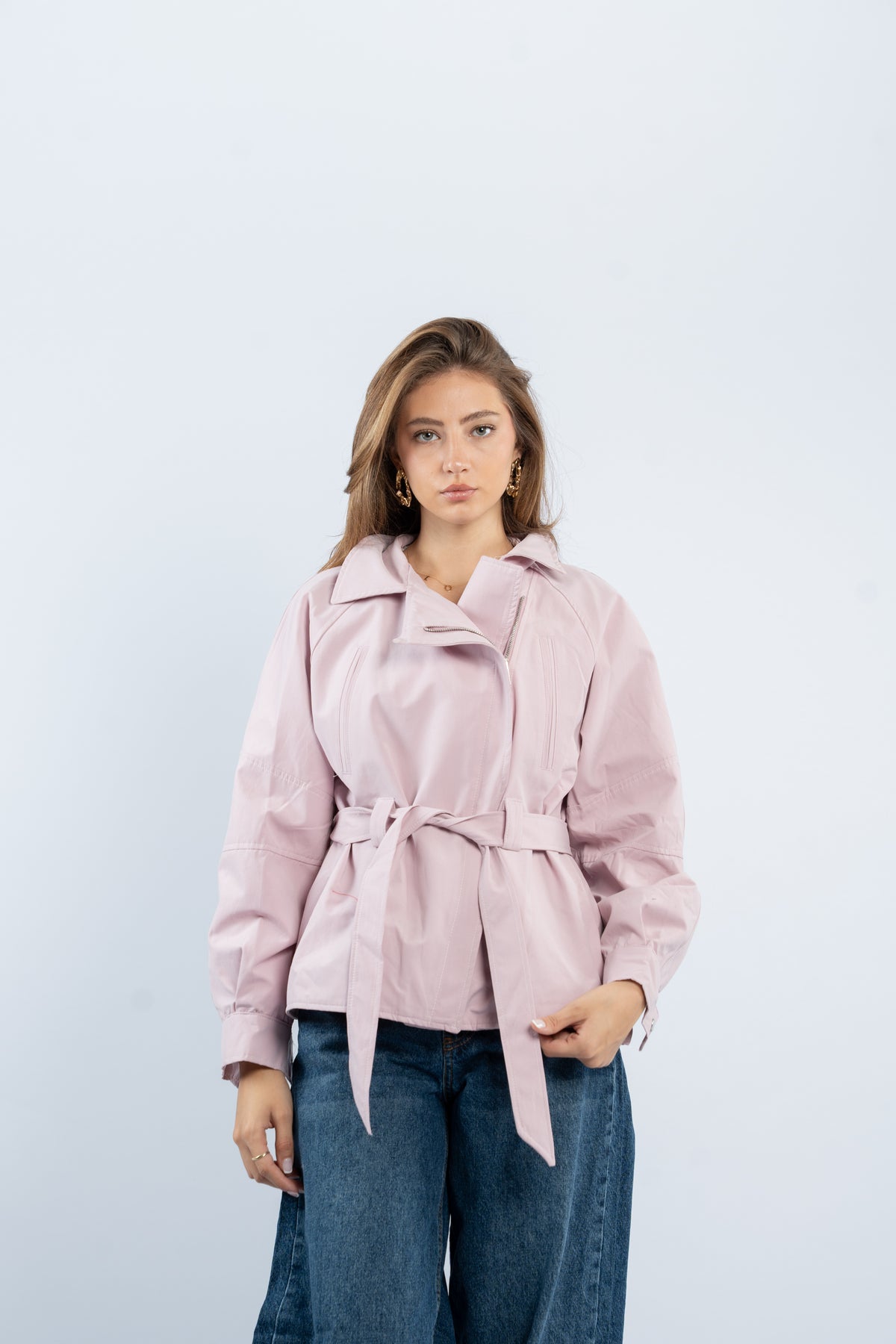 The asymmetric trench