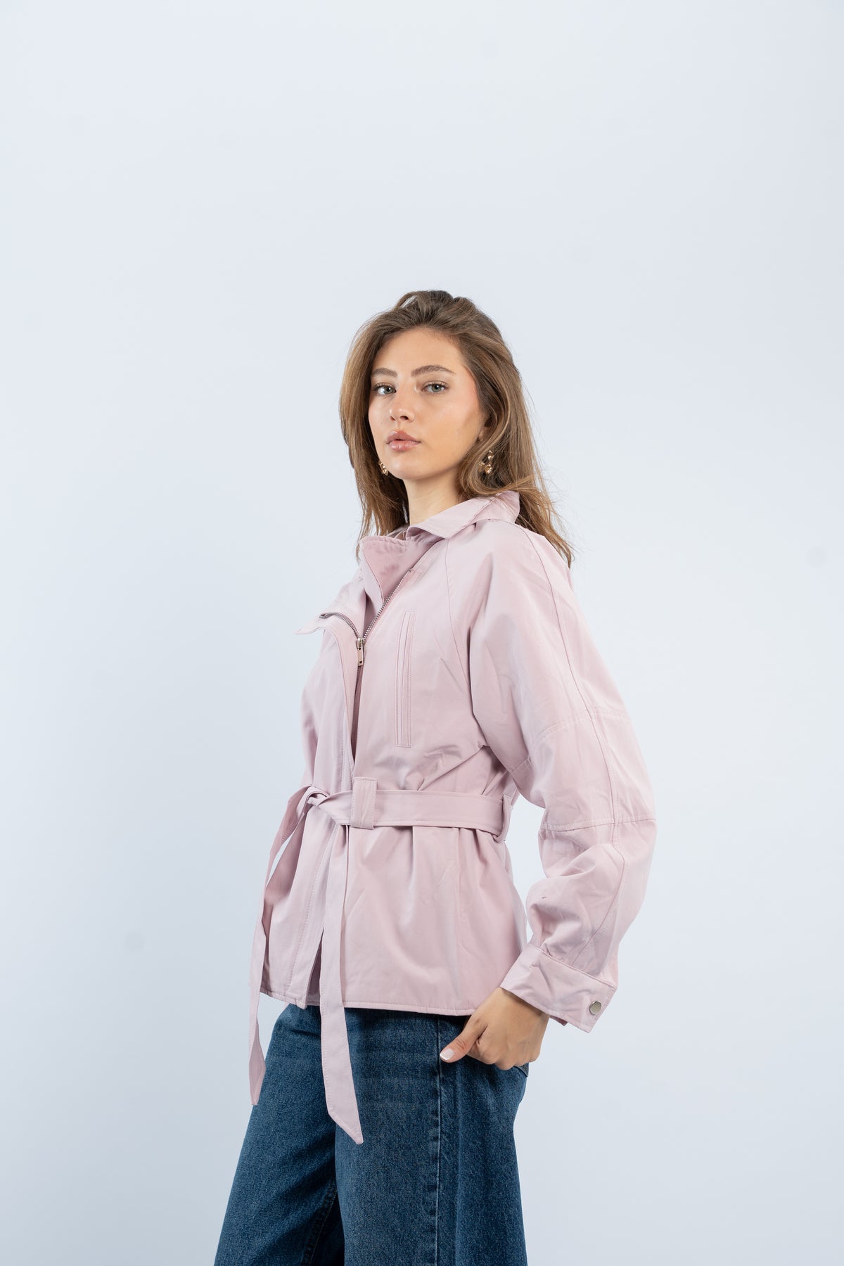 The asymmetric trench