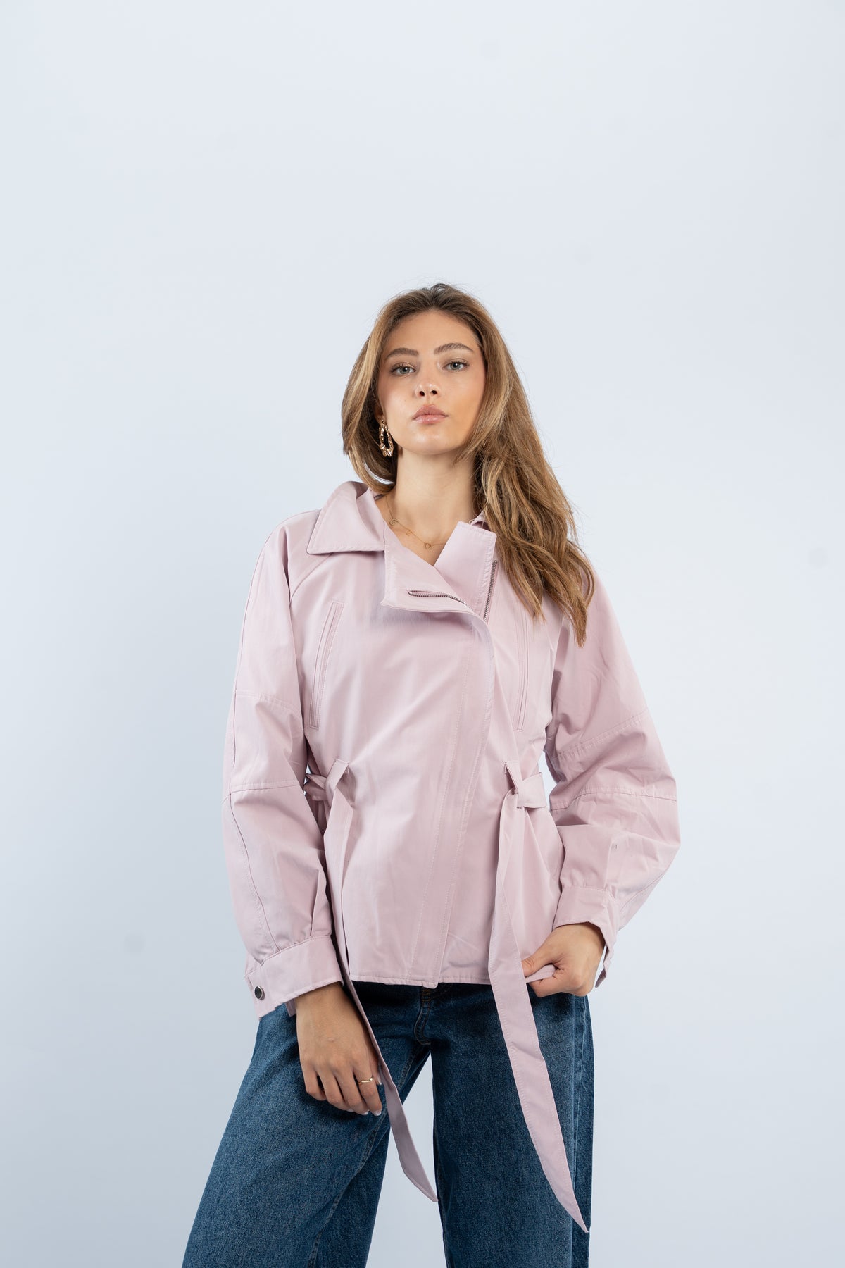The asymmetric trench