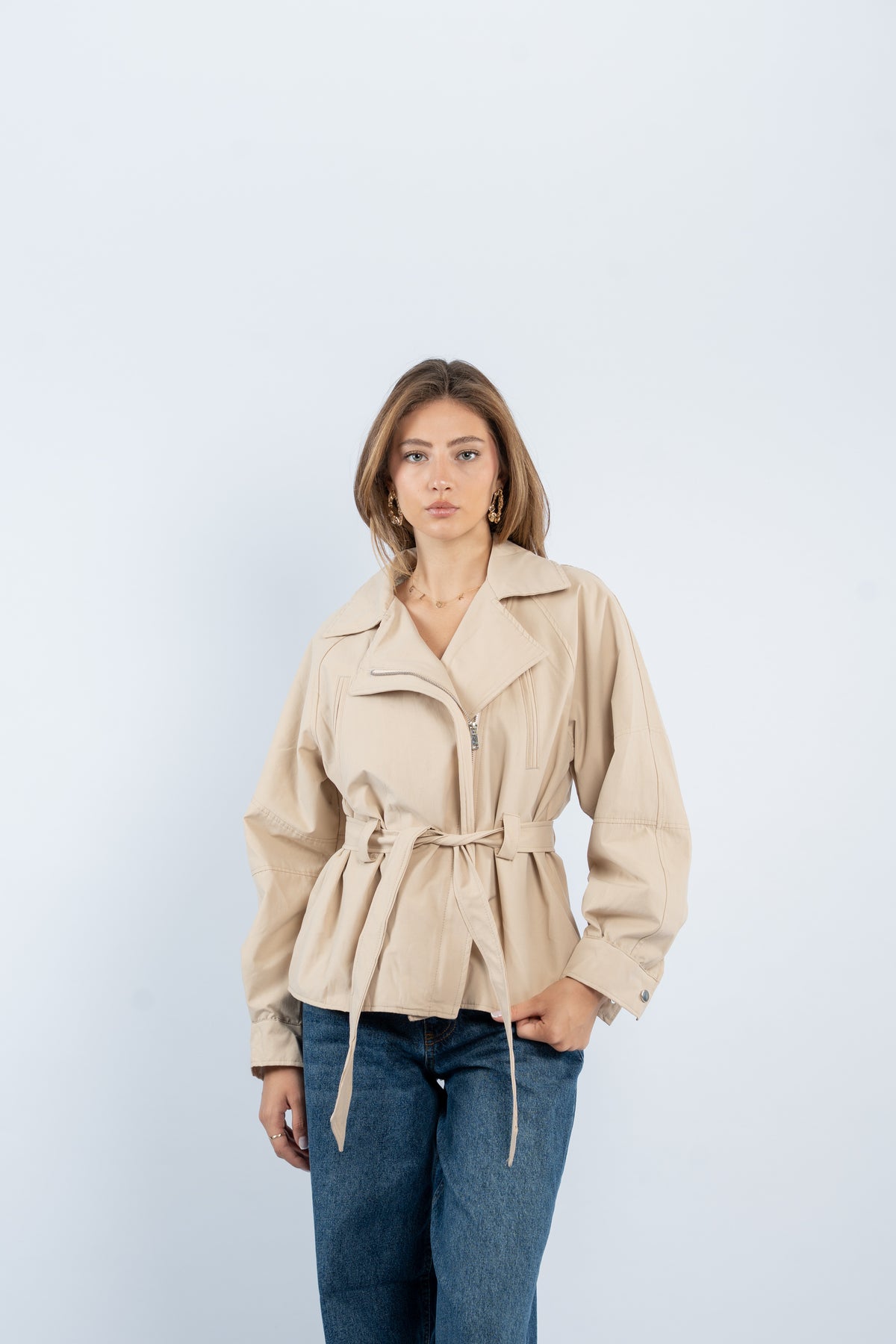 The asymmetric trench
