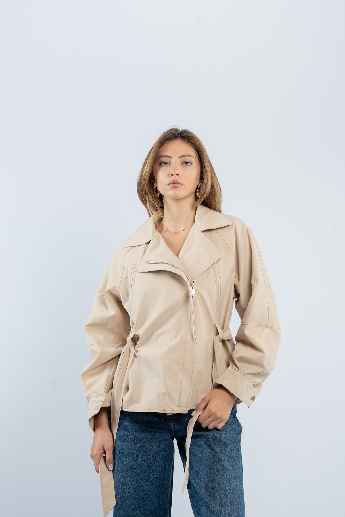 The asymmetric trench