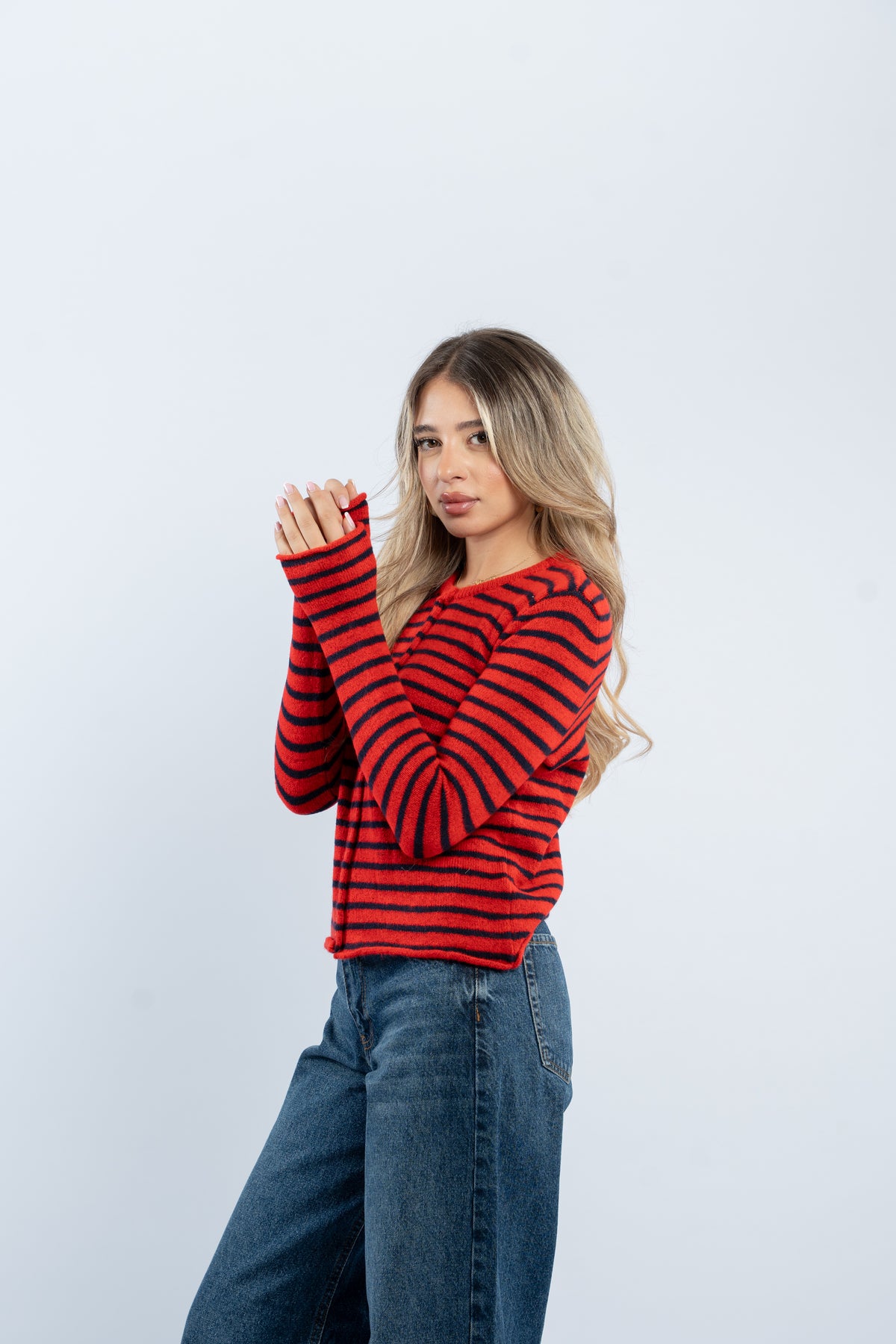 Buttoned knit cardigan