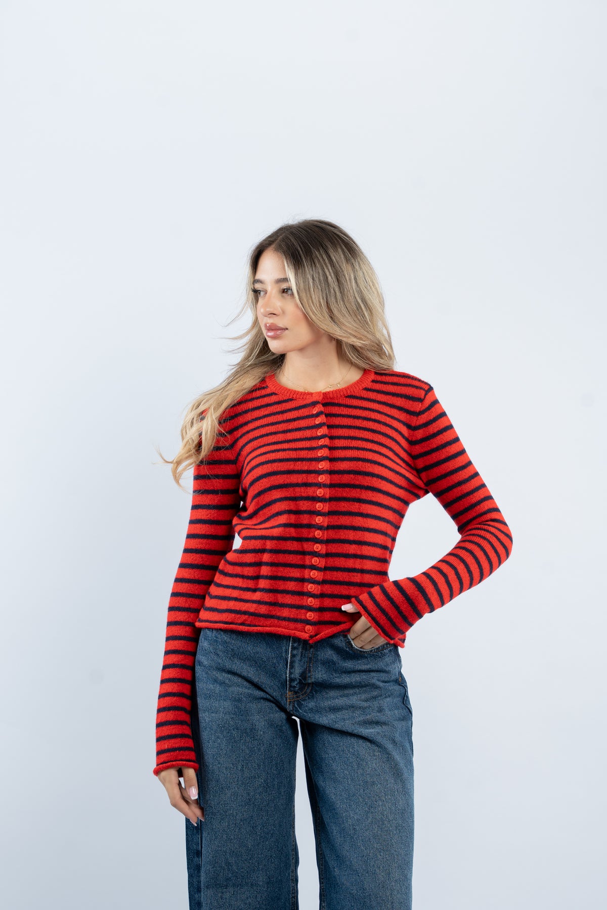 Buttoned knit cardigan