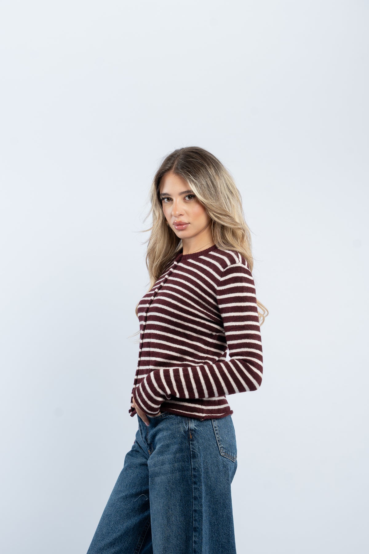 Buttoned knit cardigan