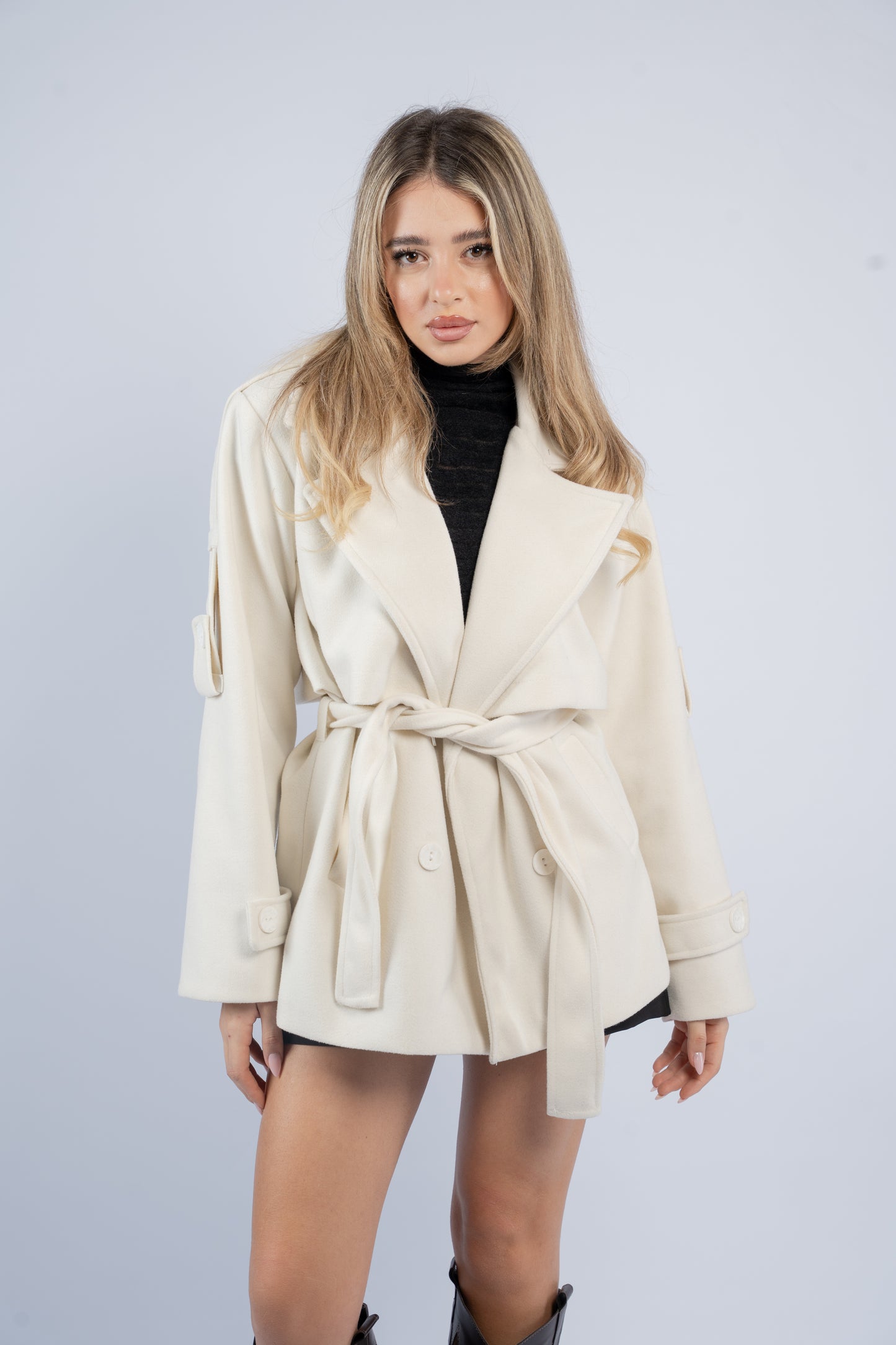 Tailored wool trench