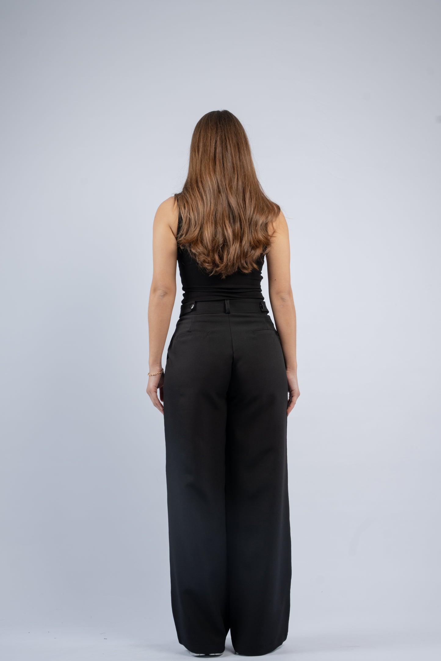 Low waist trousers