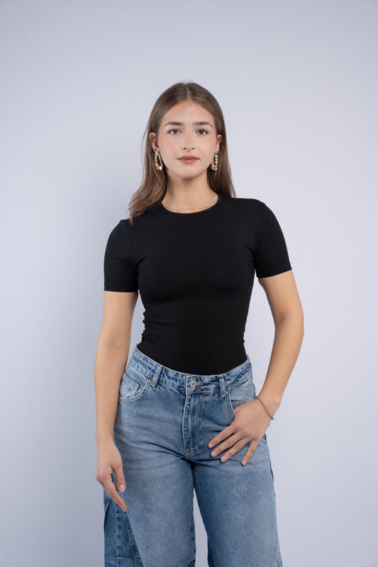 Round neck t-shirt