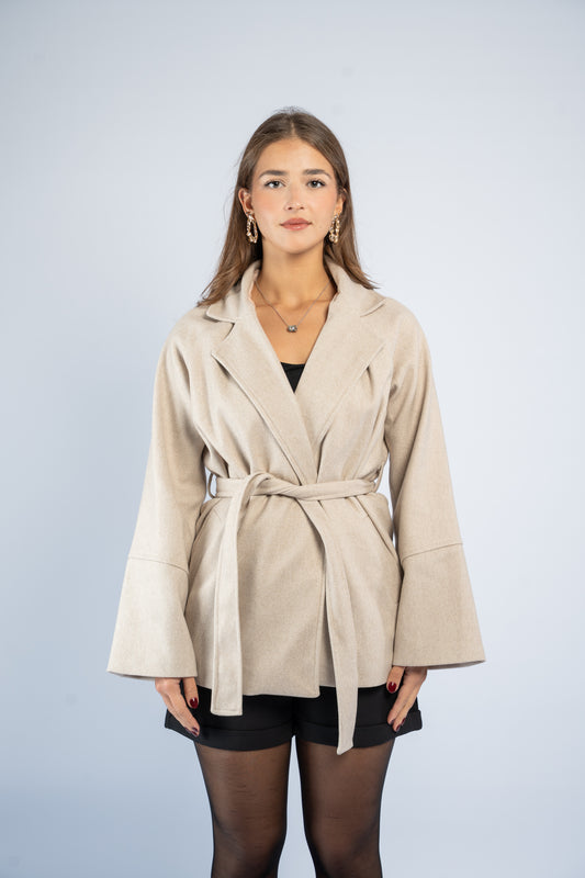 Belted short manteau