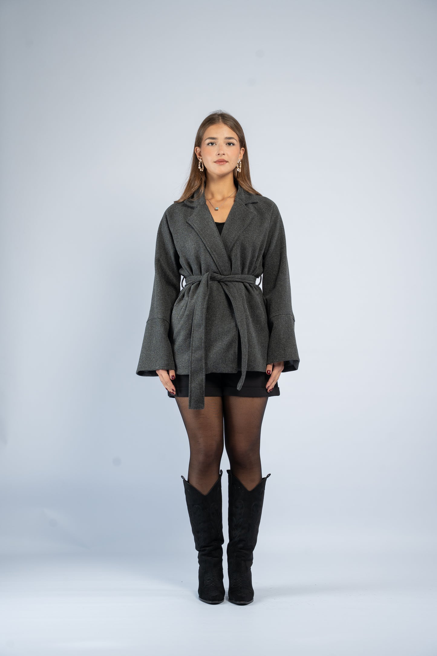 Belted short manteau