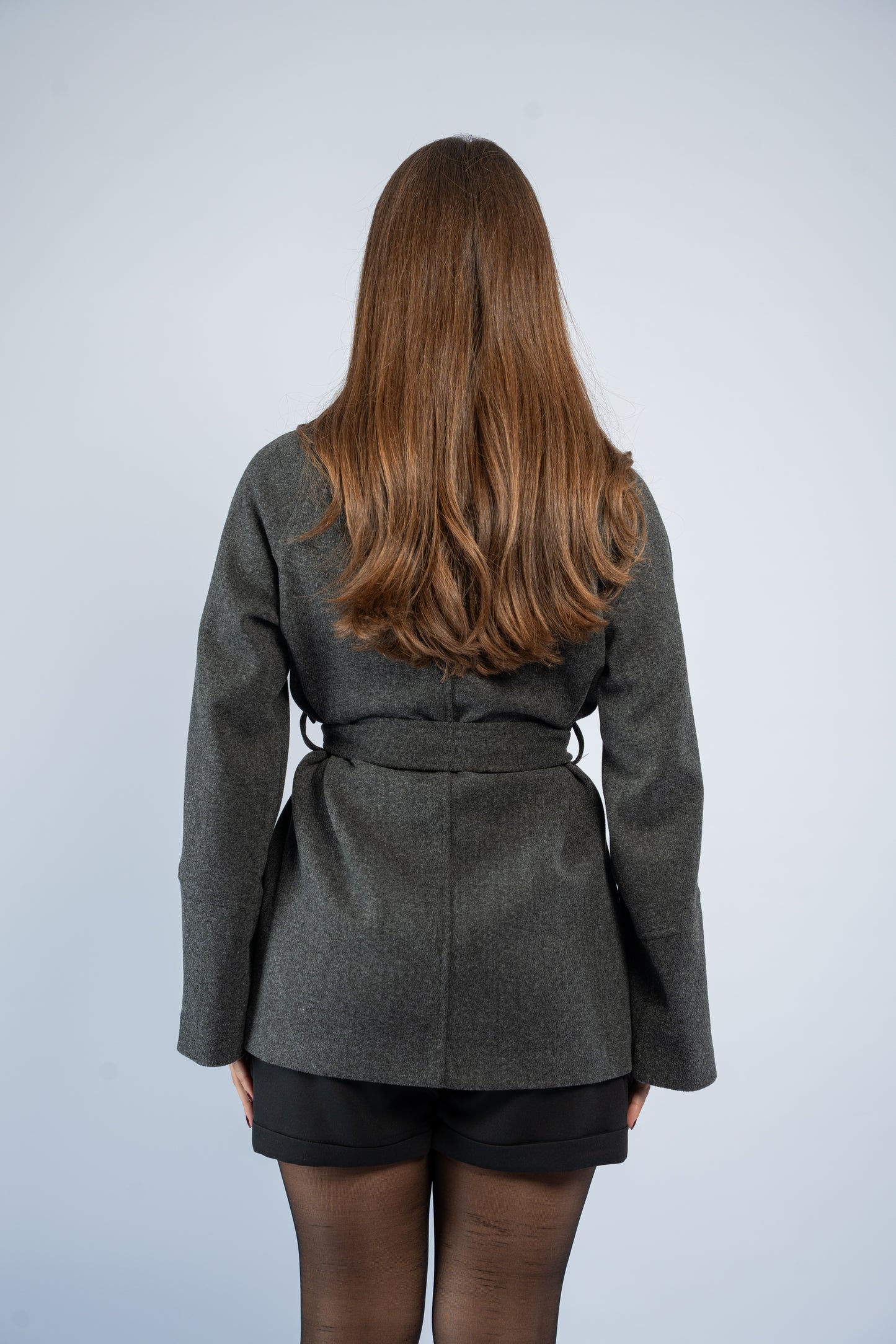 Belted short manteau