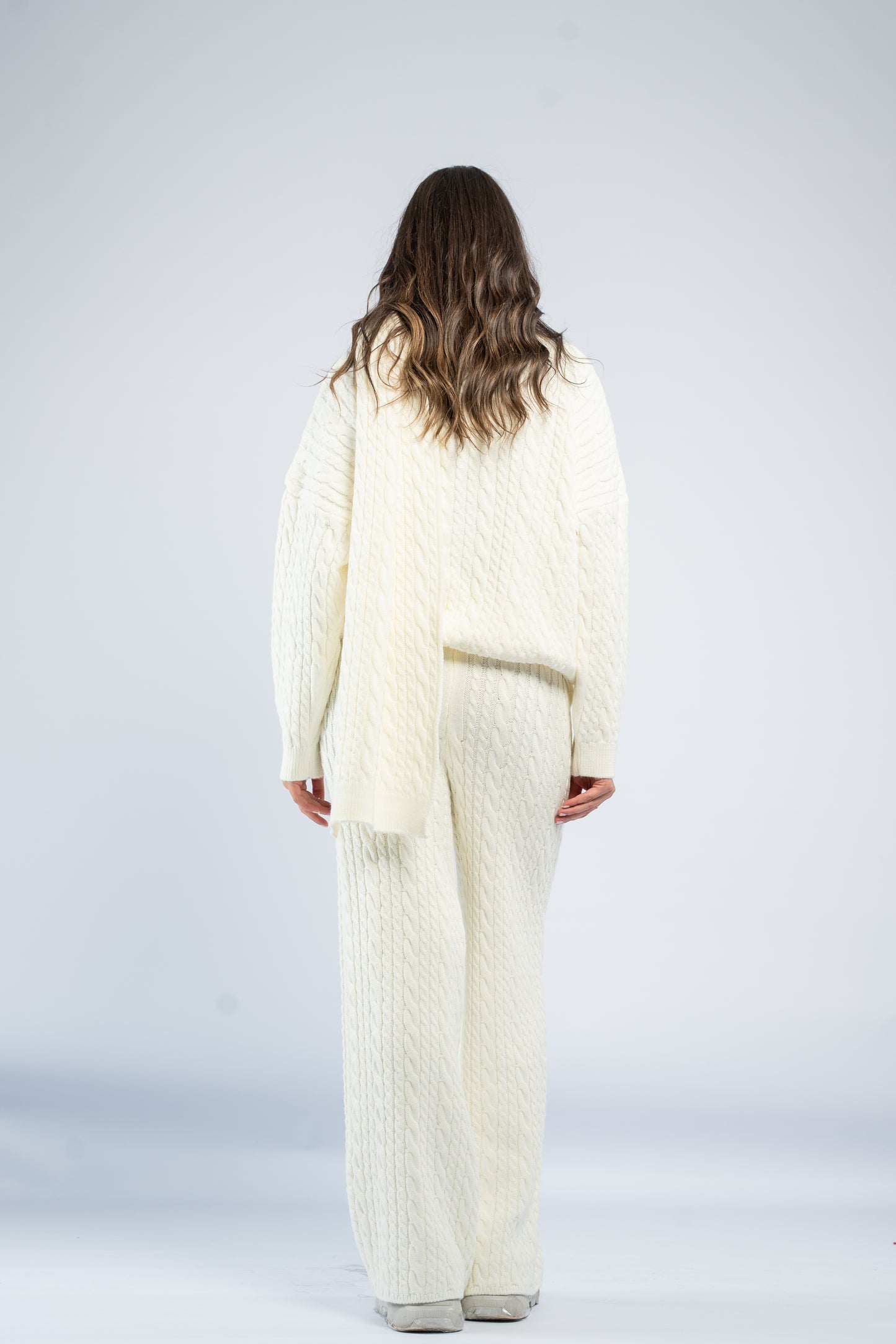 Three- piece braided wool set