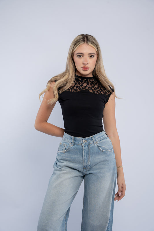 Noir lace top