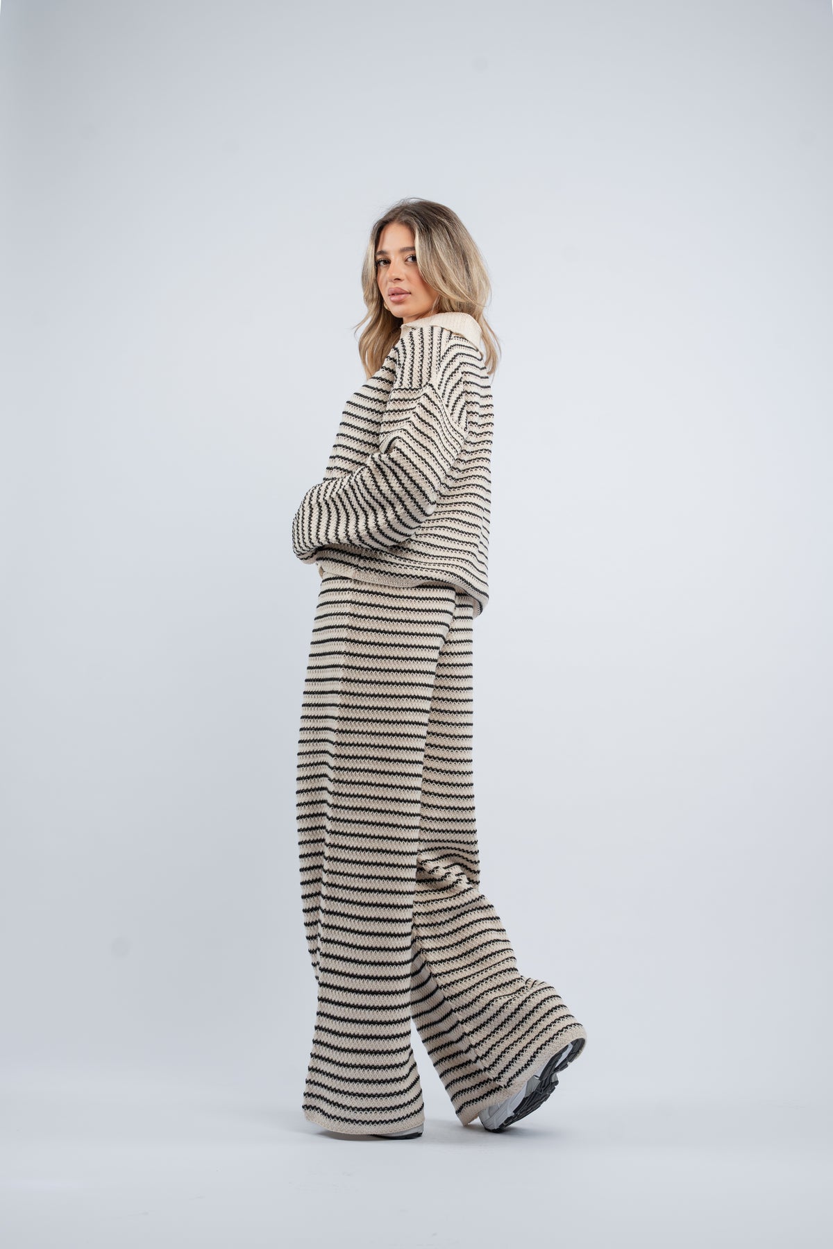 Crochet knit set