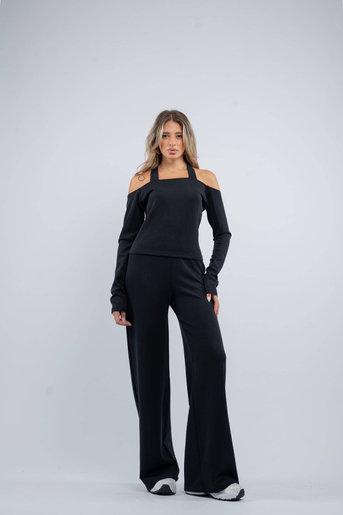 Halter- tie modal set