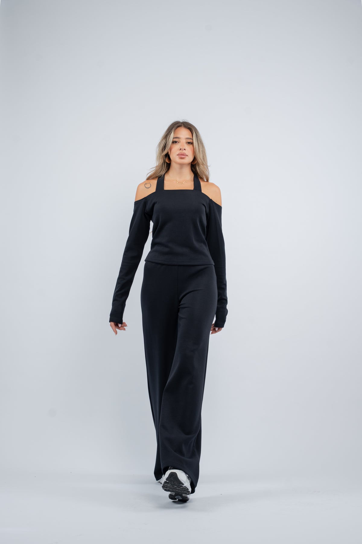 Halter- tie modal set