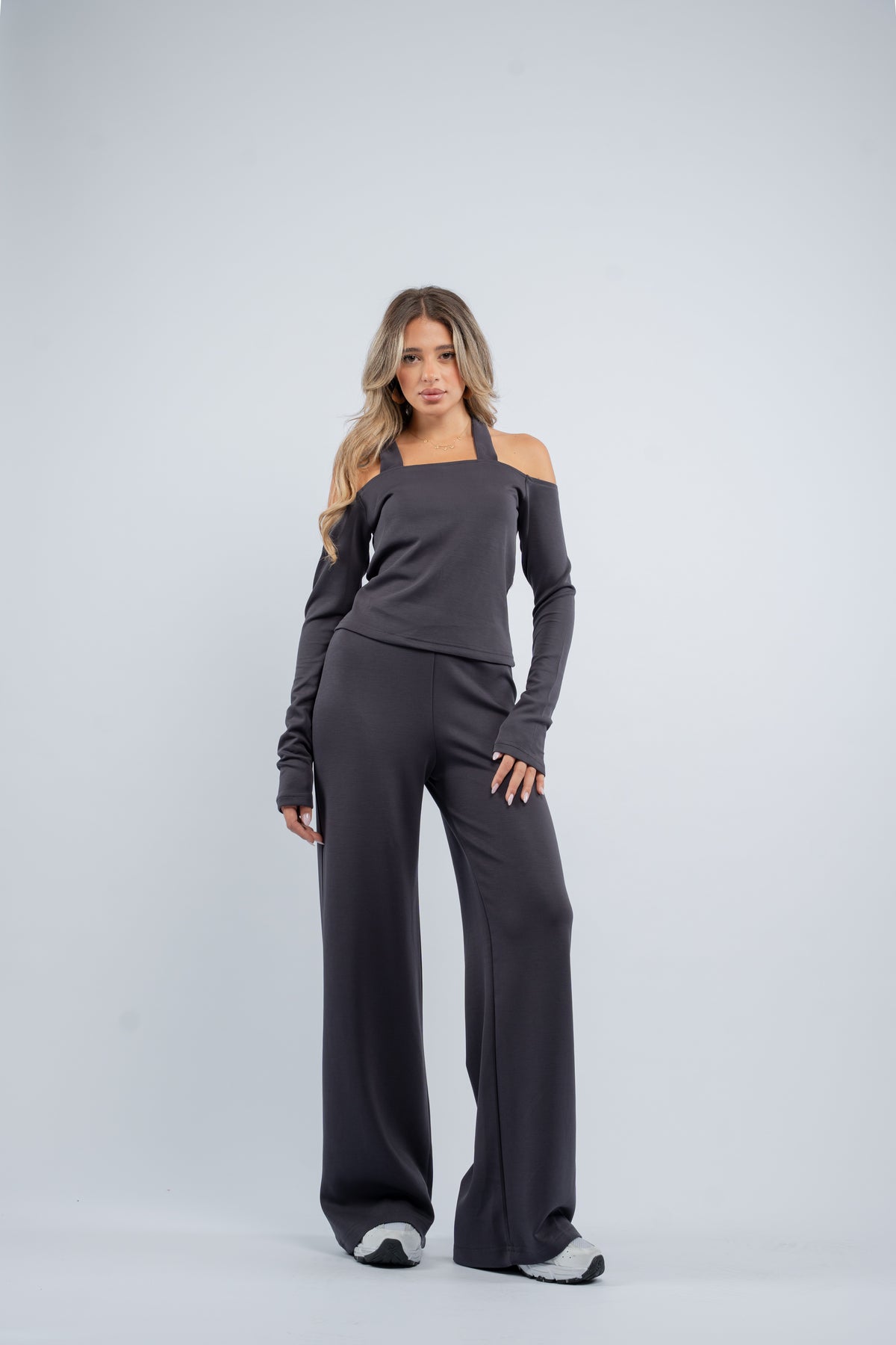 Halter- tie modal set