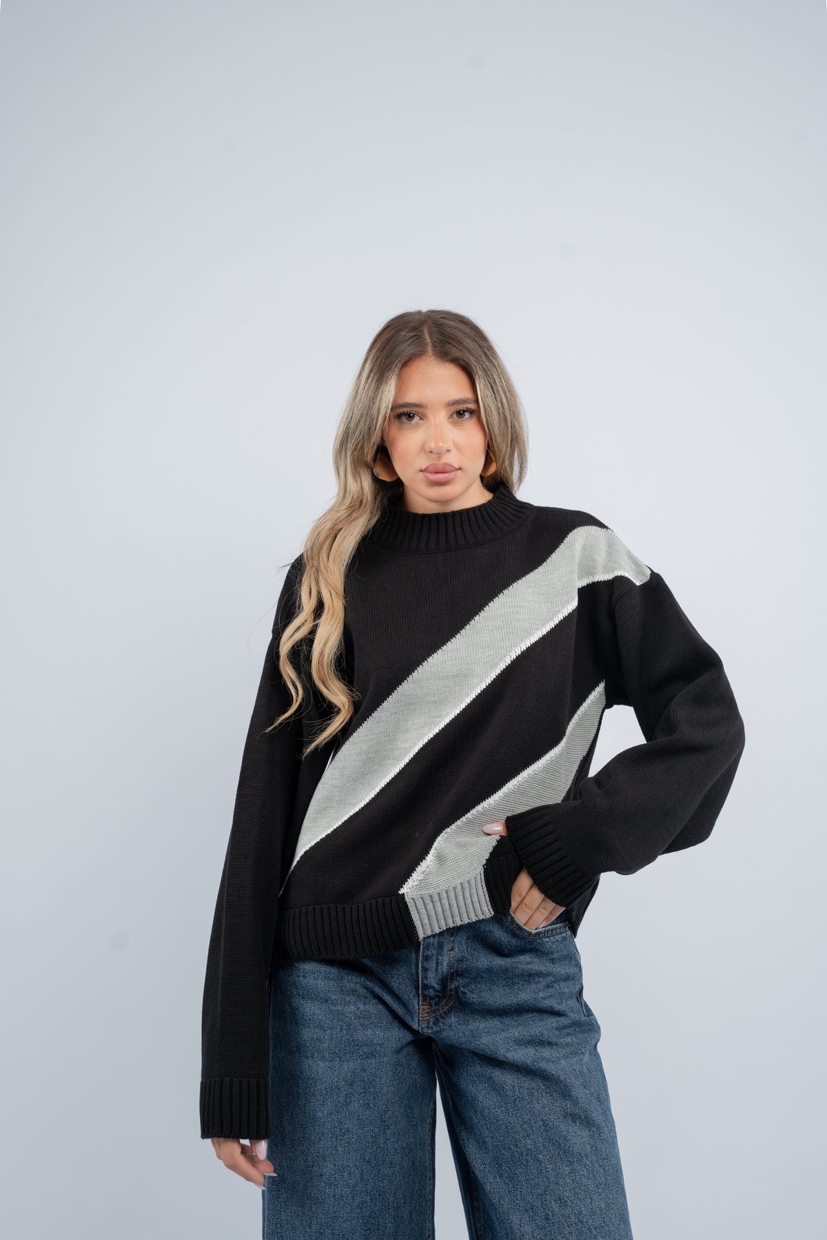 Diagonal wool top