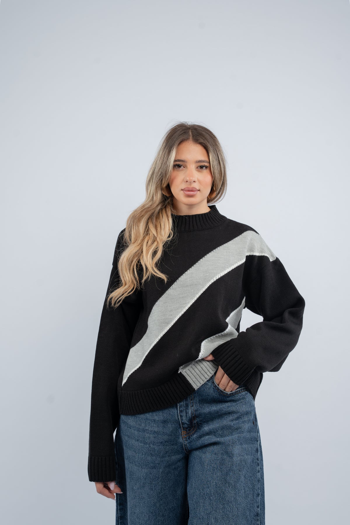 Diagonal wool top