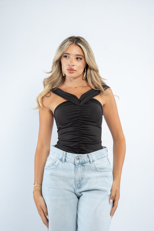 Cross strap top