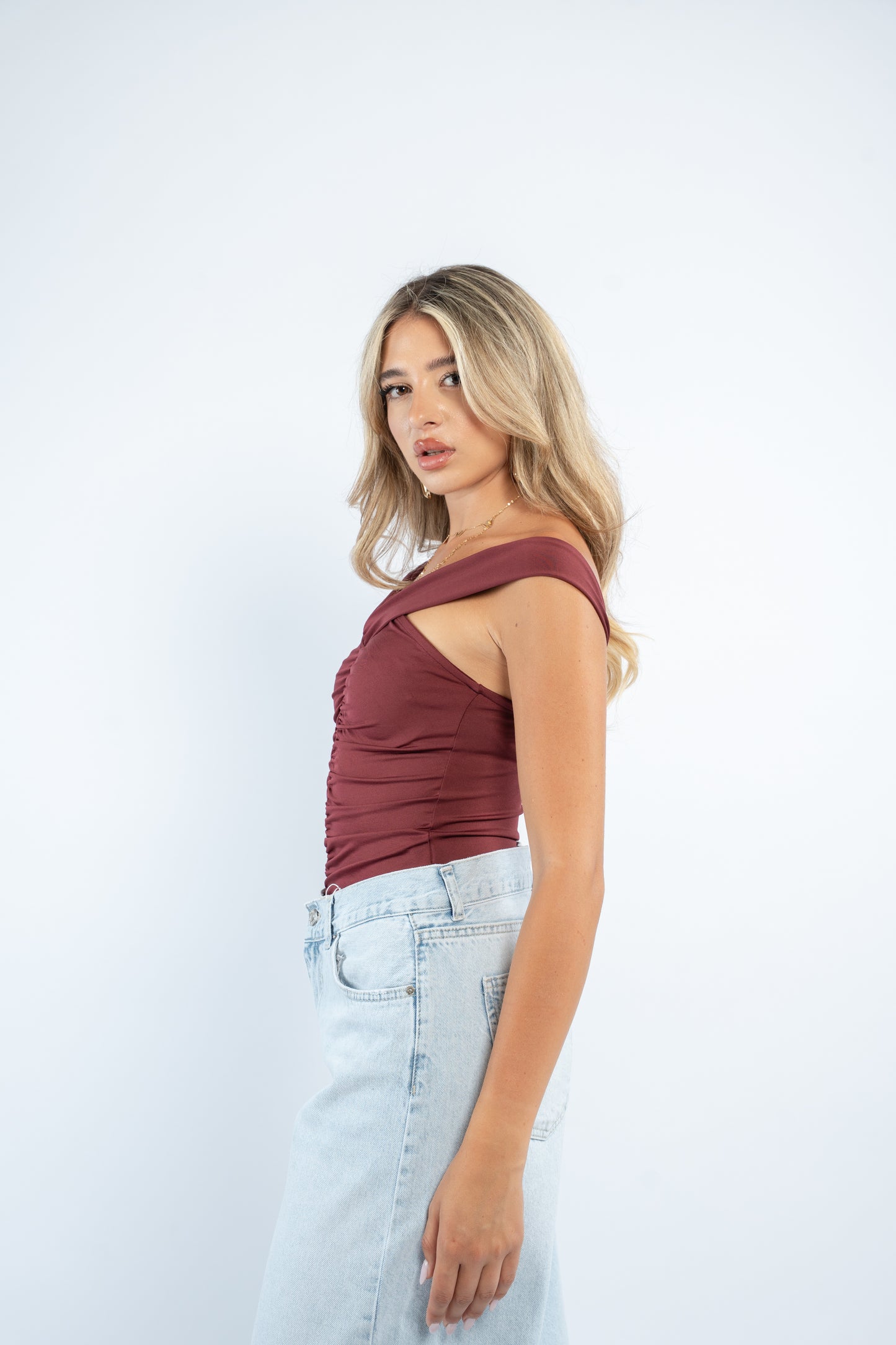 Cross strap top