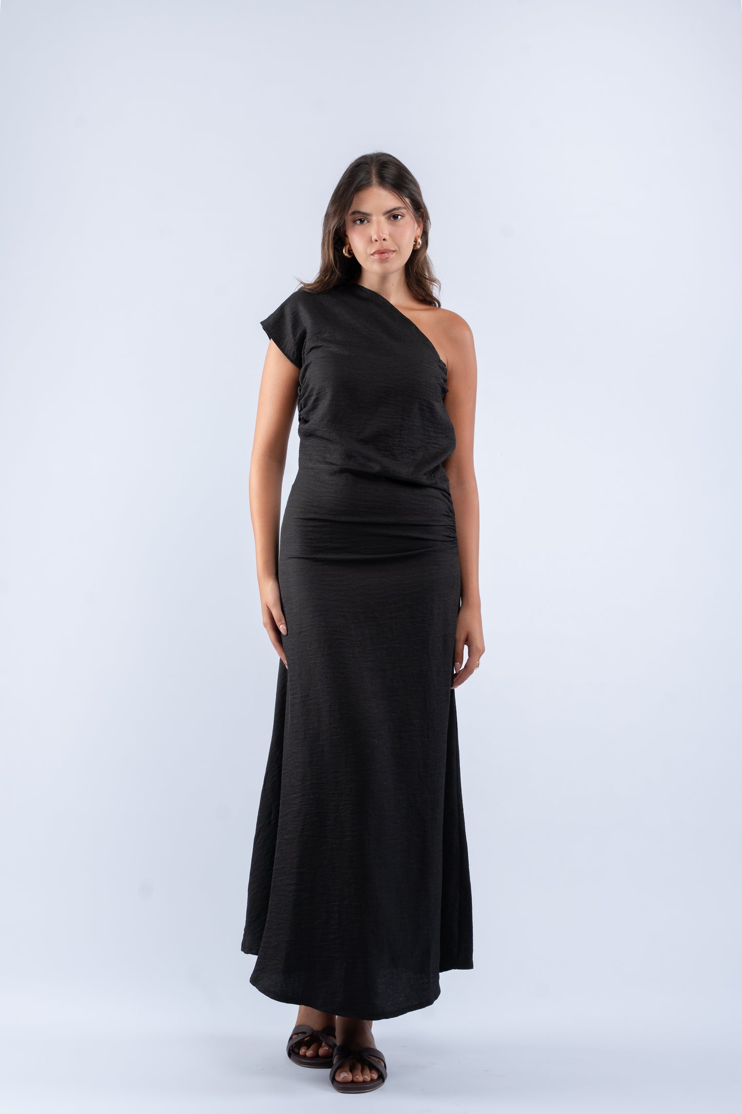 One- shoulder linen dress