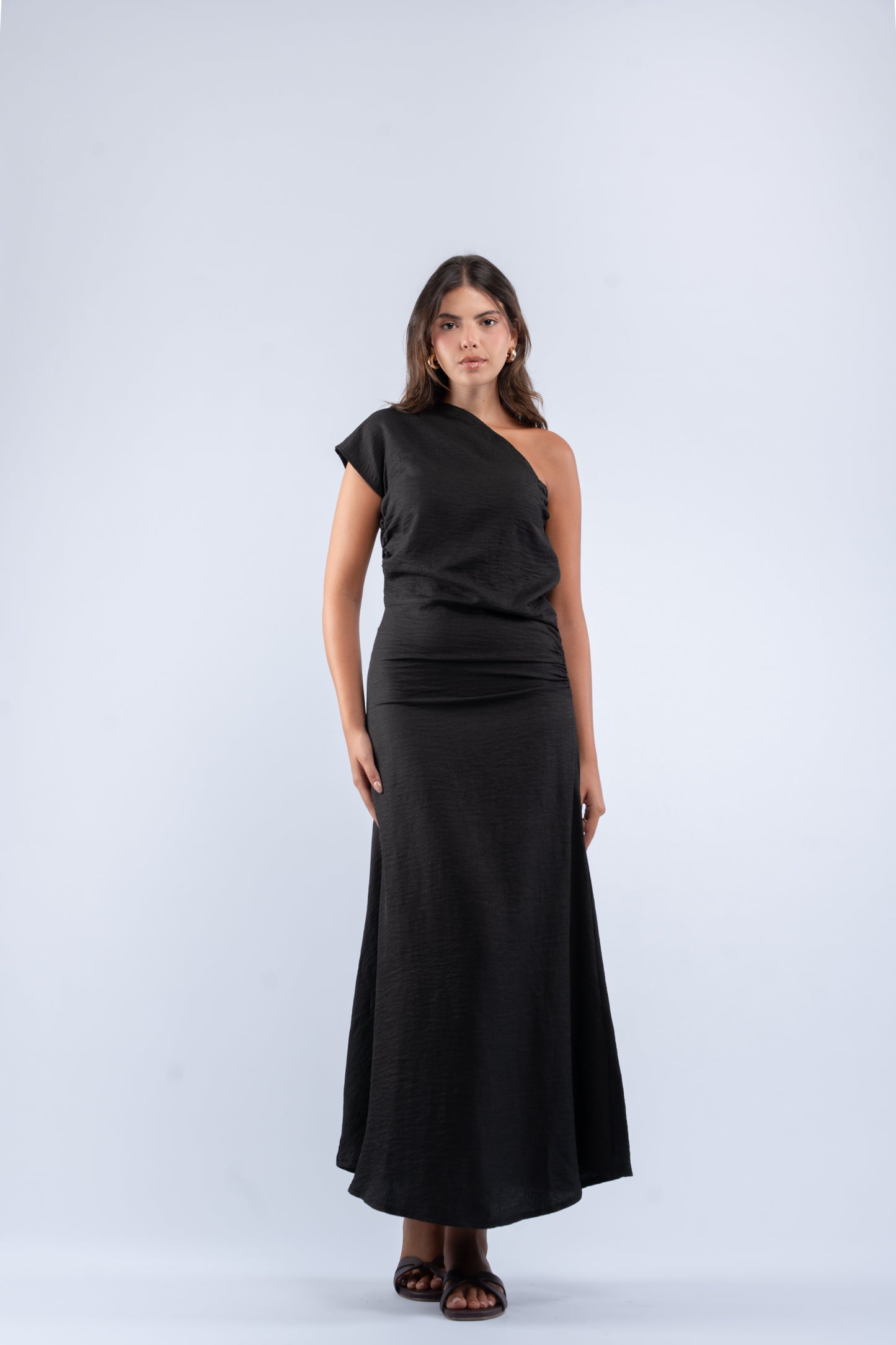 One- shoulder linen dress