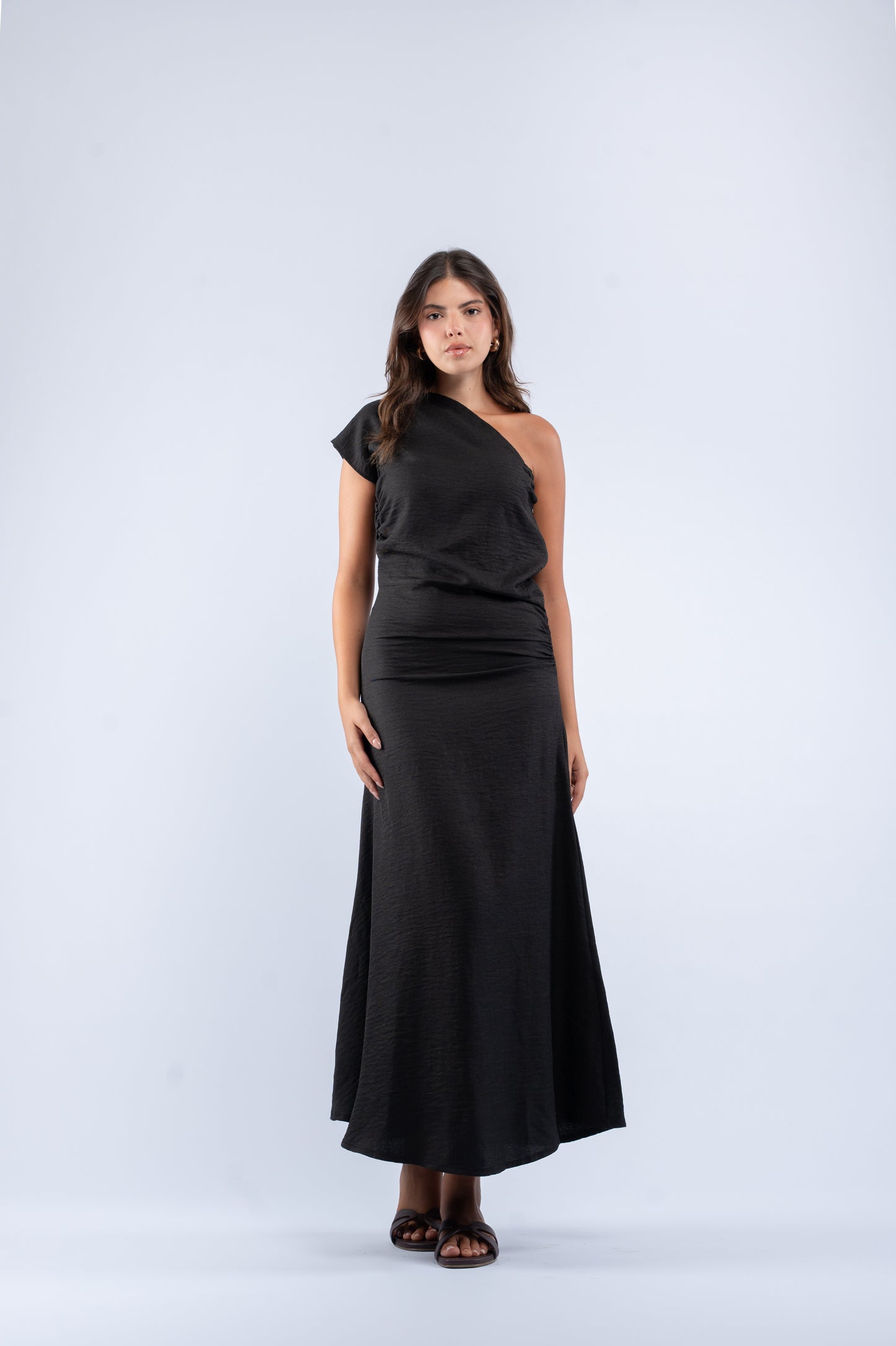 One- shoulder linen dress