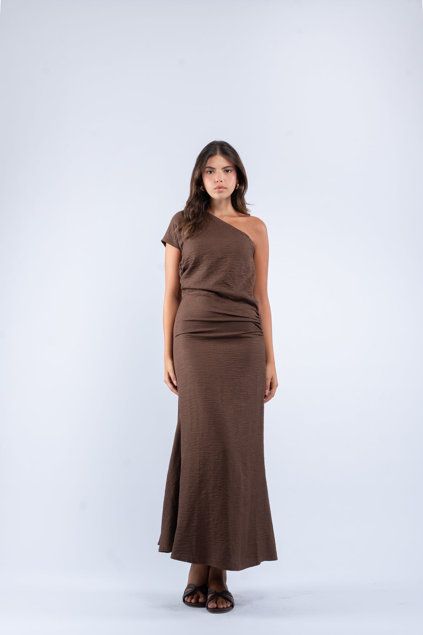 One- shoulder linen dress
