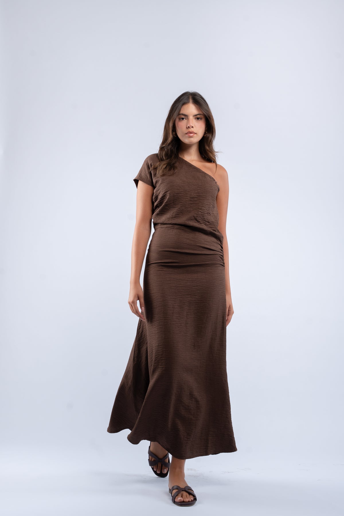 One- shoulder linen dress