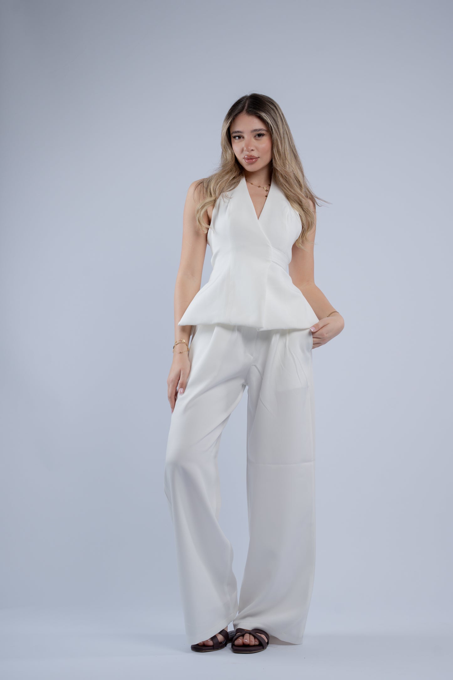 Contour buckle set