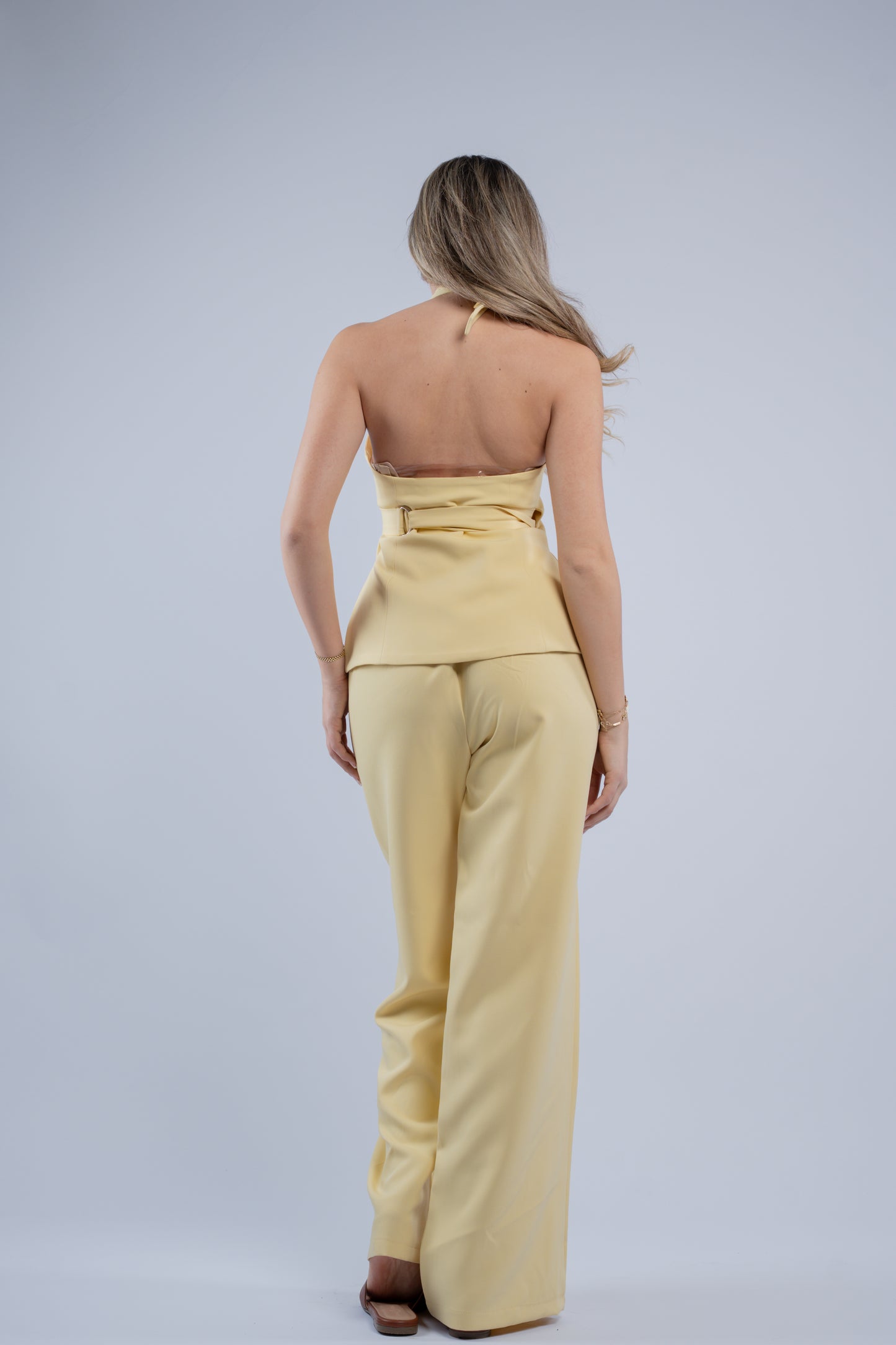 Contour buckle set