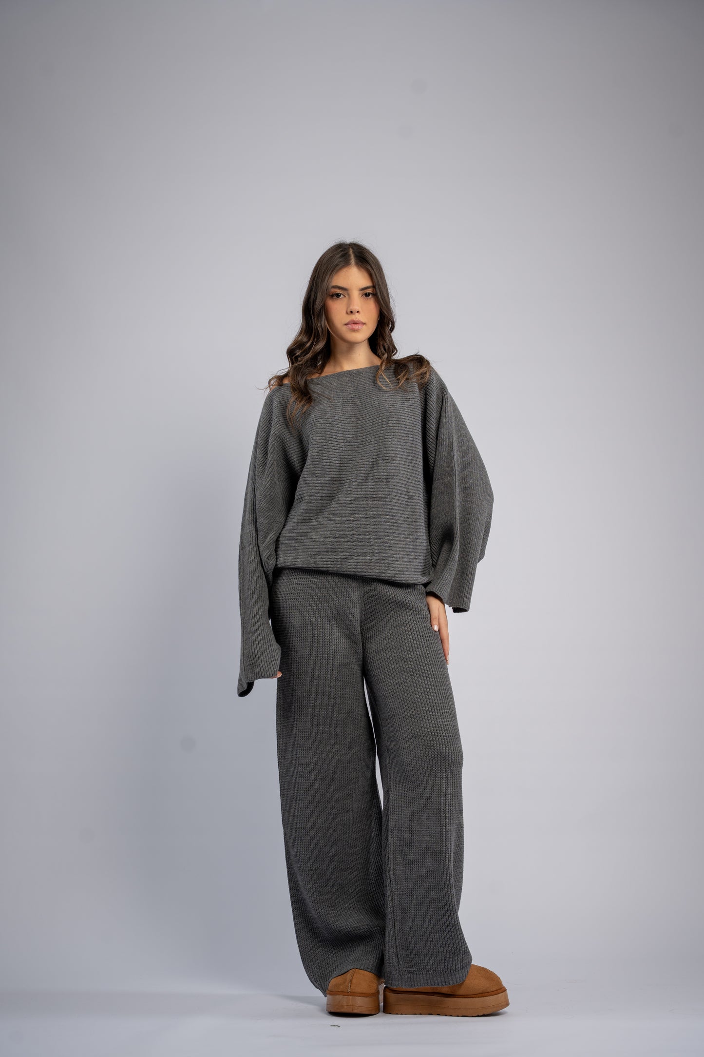 Asymmetrical shoulder knit set