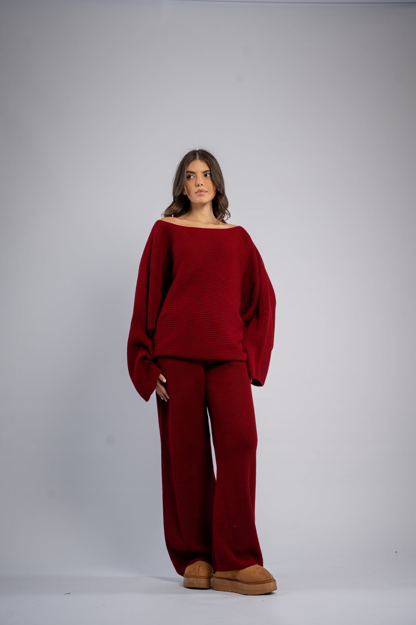 Asymmetrical shoulder knit set