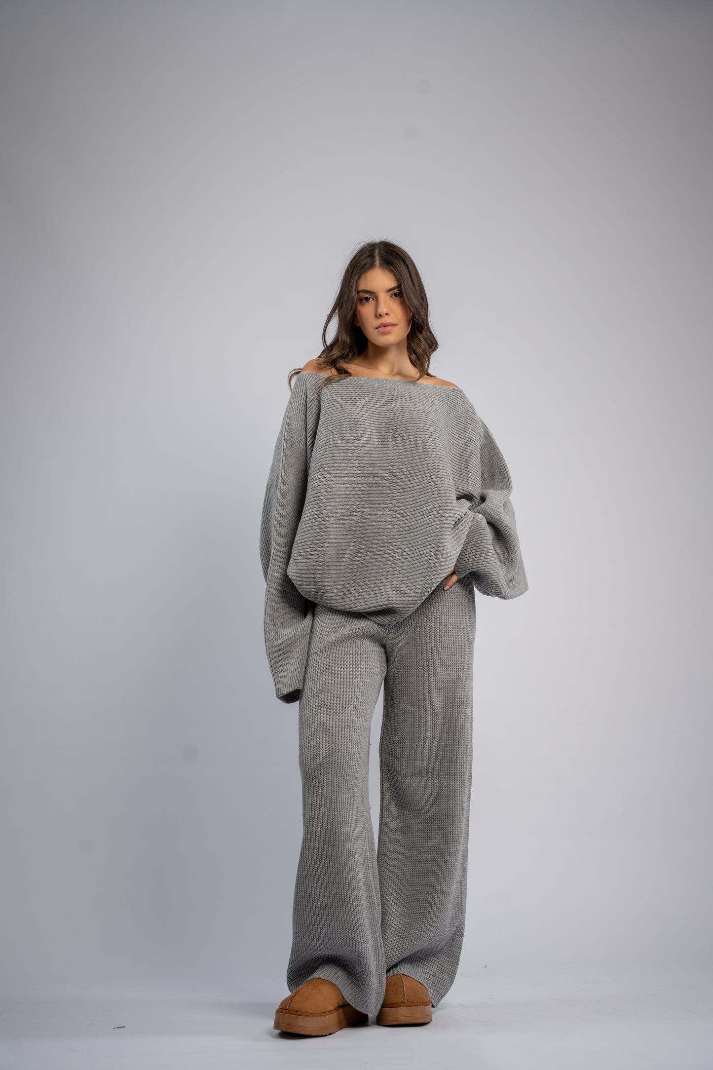 Asymmetrical shoulder knit set