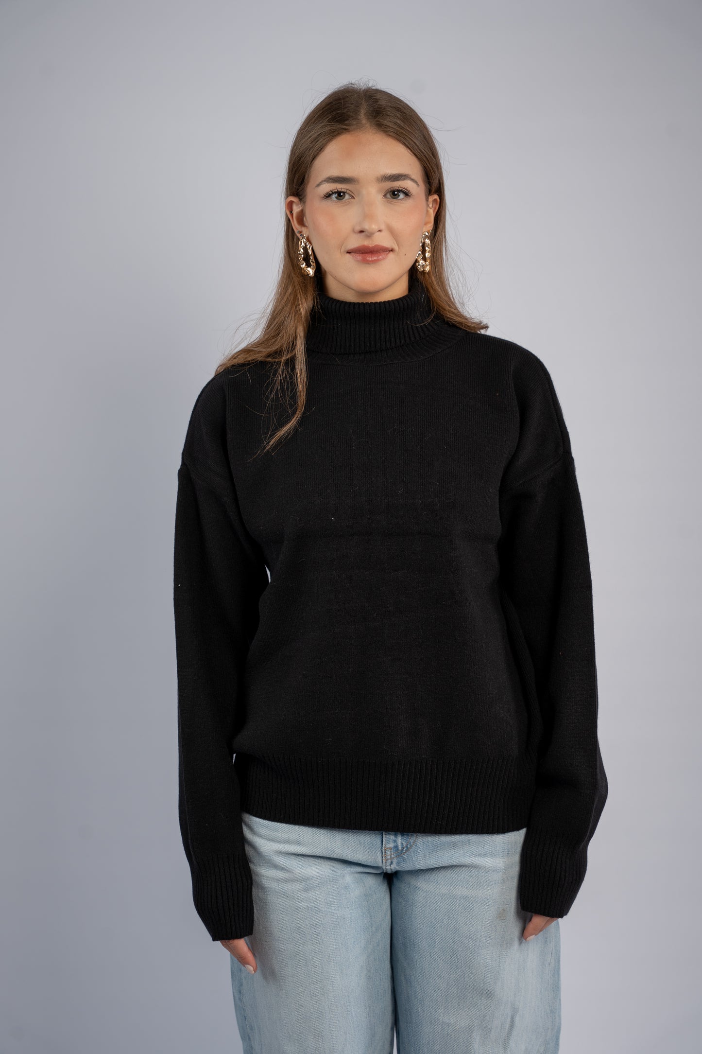 Turtle neck knit top