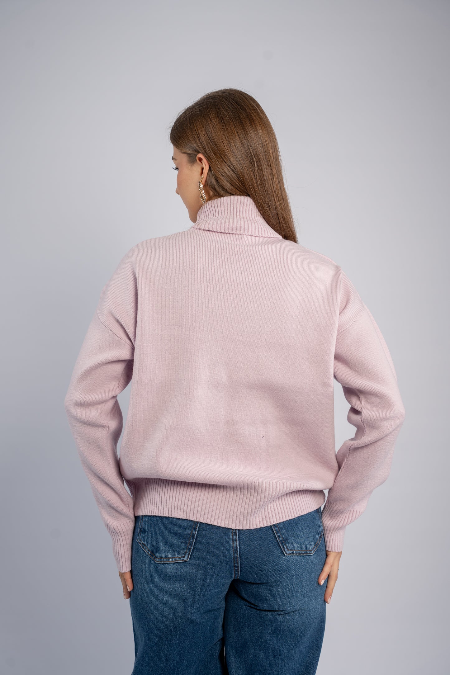 Turtle neck knit top