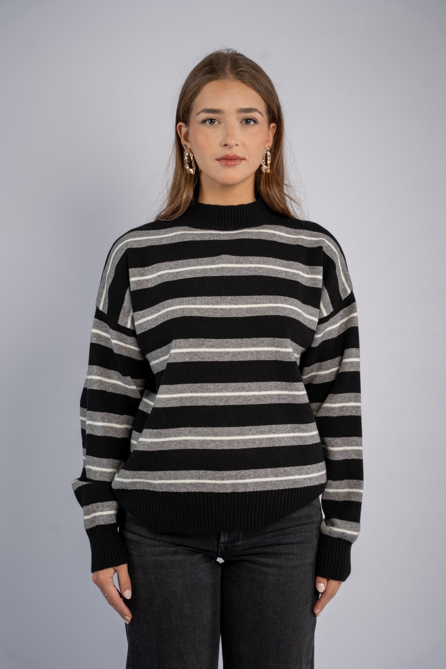 Striped knit top 001