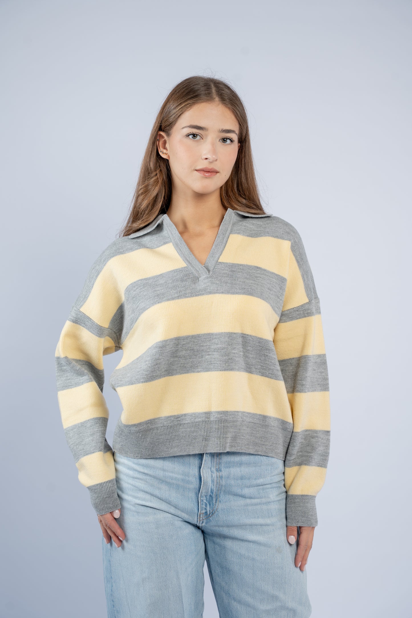 Two- tone knit polo